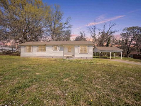 Homes For Sale - 8240 W Hwy 154<br/> Gilmer, TX 75644