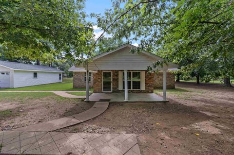 Homes For Sale - 264 Hayden Rd<br/> Longview, TX 75603