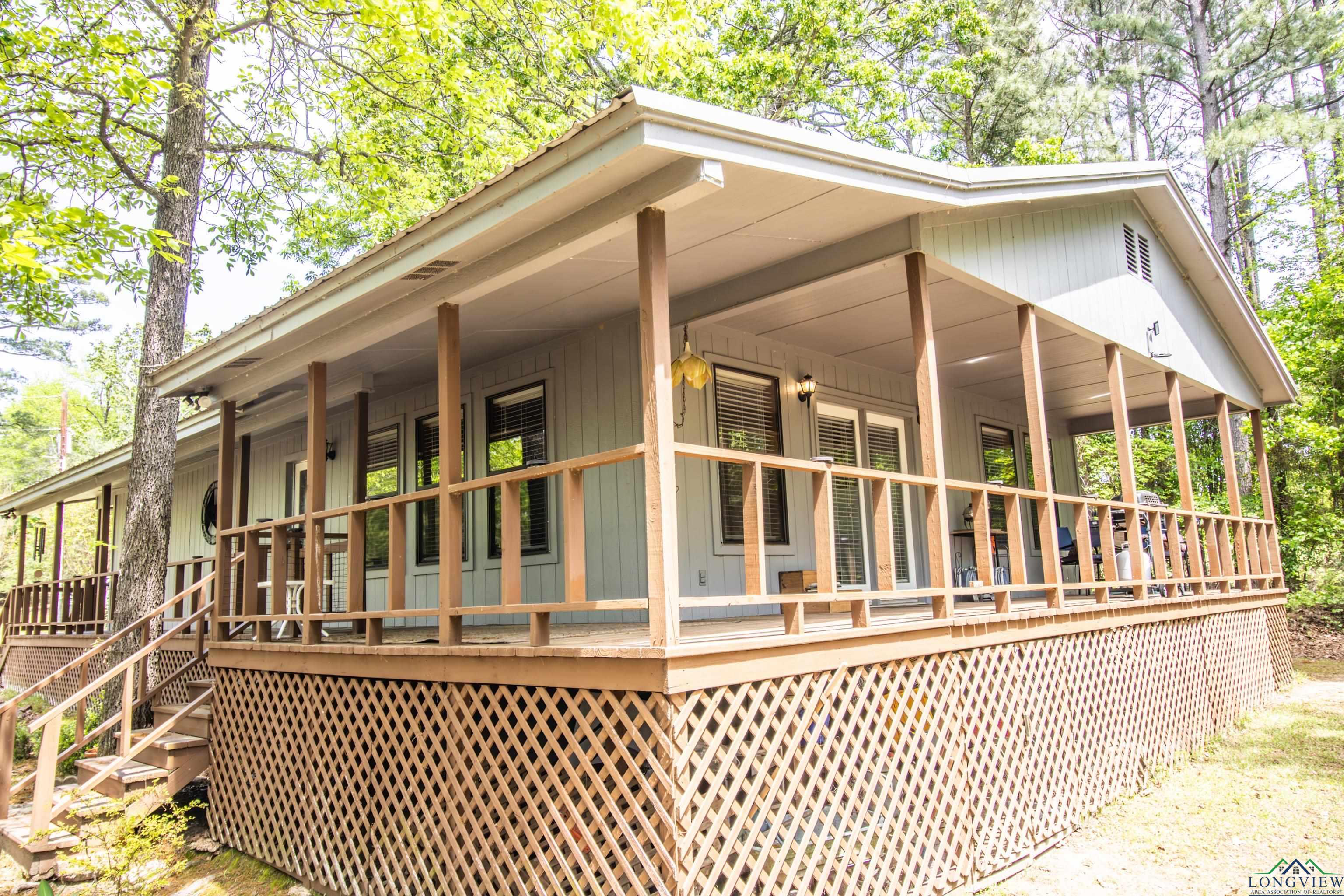 121 Dogwood Ave, Jefferson, Texas image 1