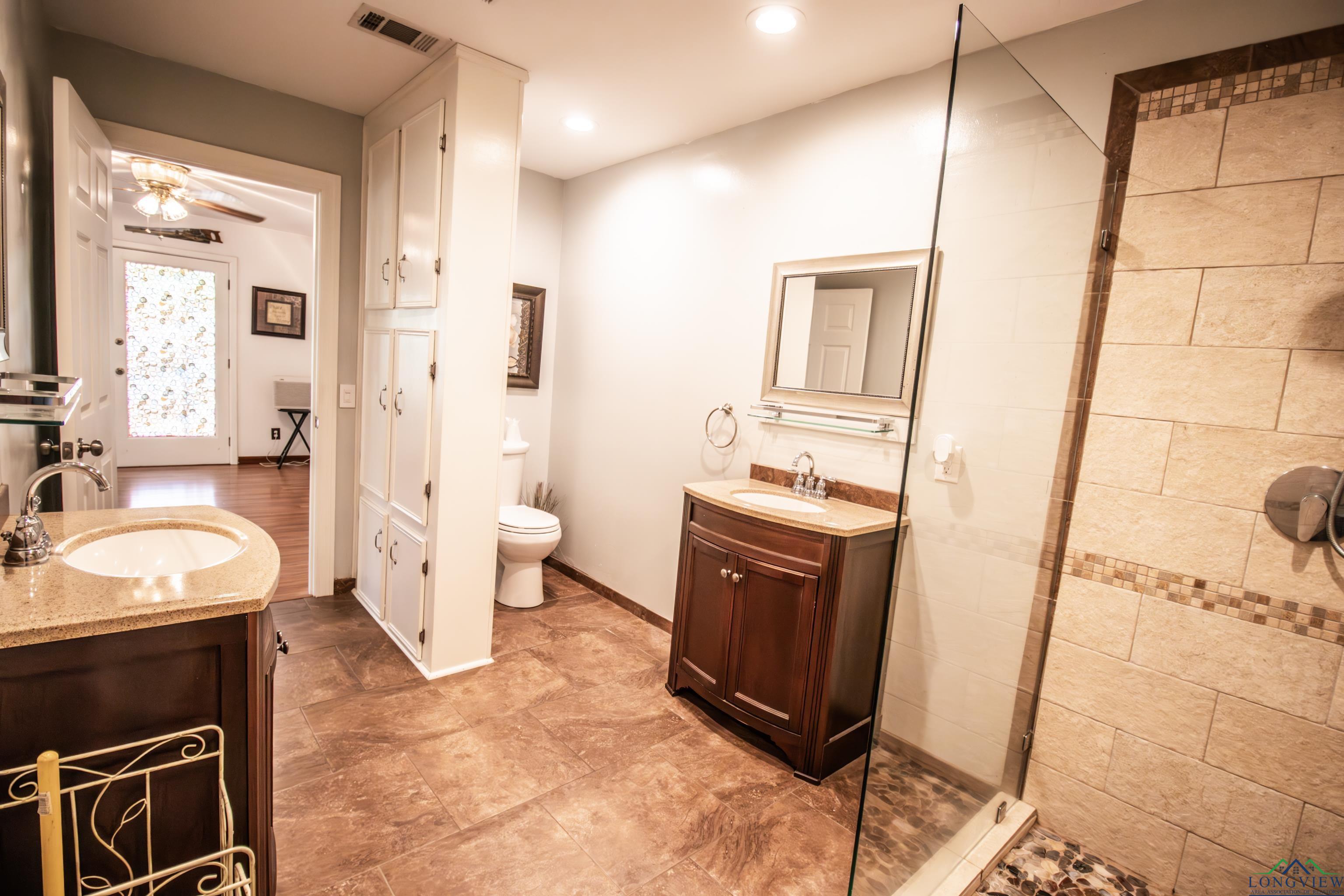 121 Dogwood Ave, Jefferson, Texas image 15
