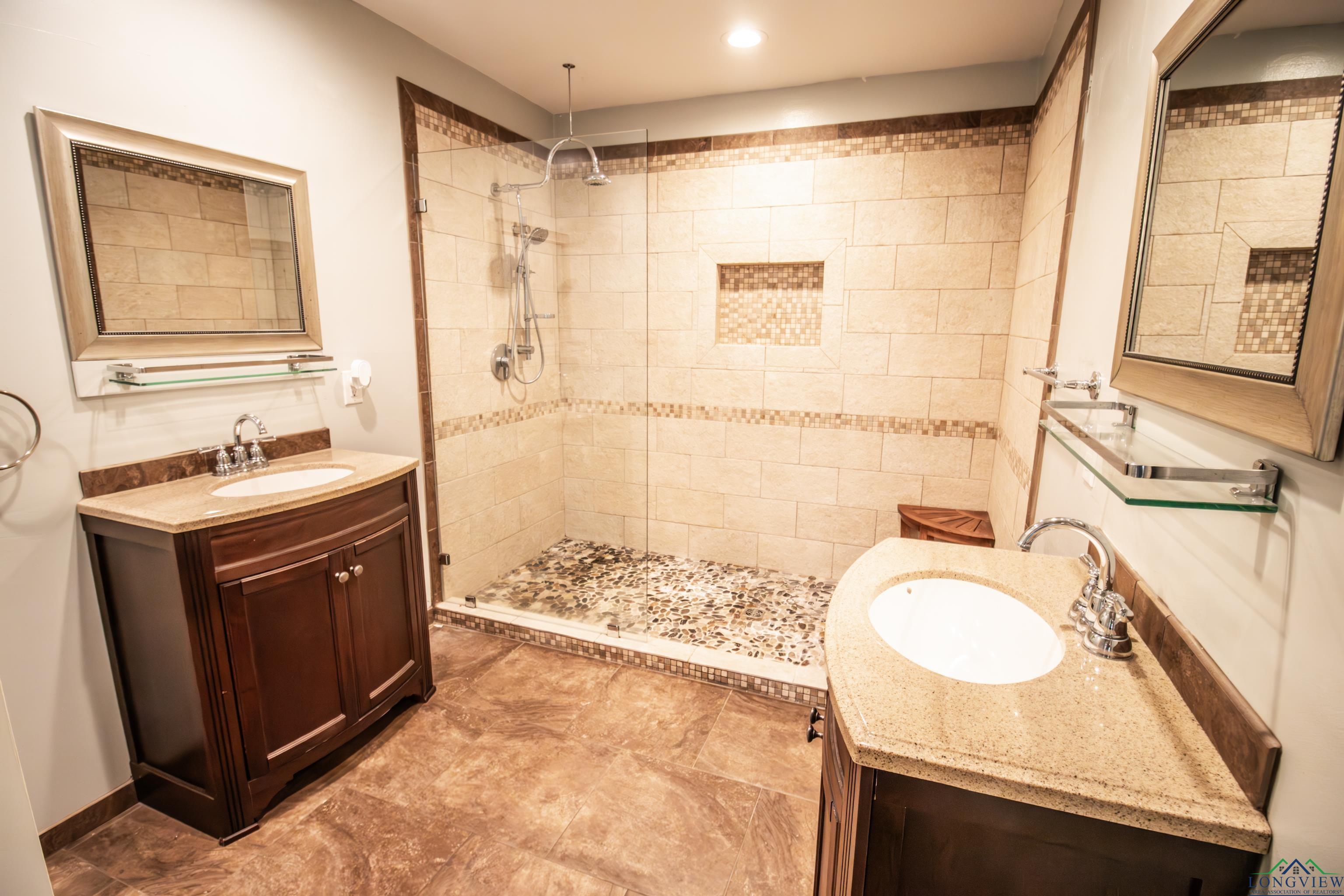 121 Dogwood Ave, Jefferson, Texas image 14