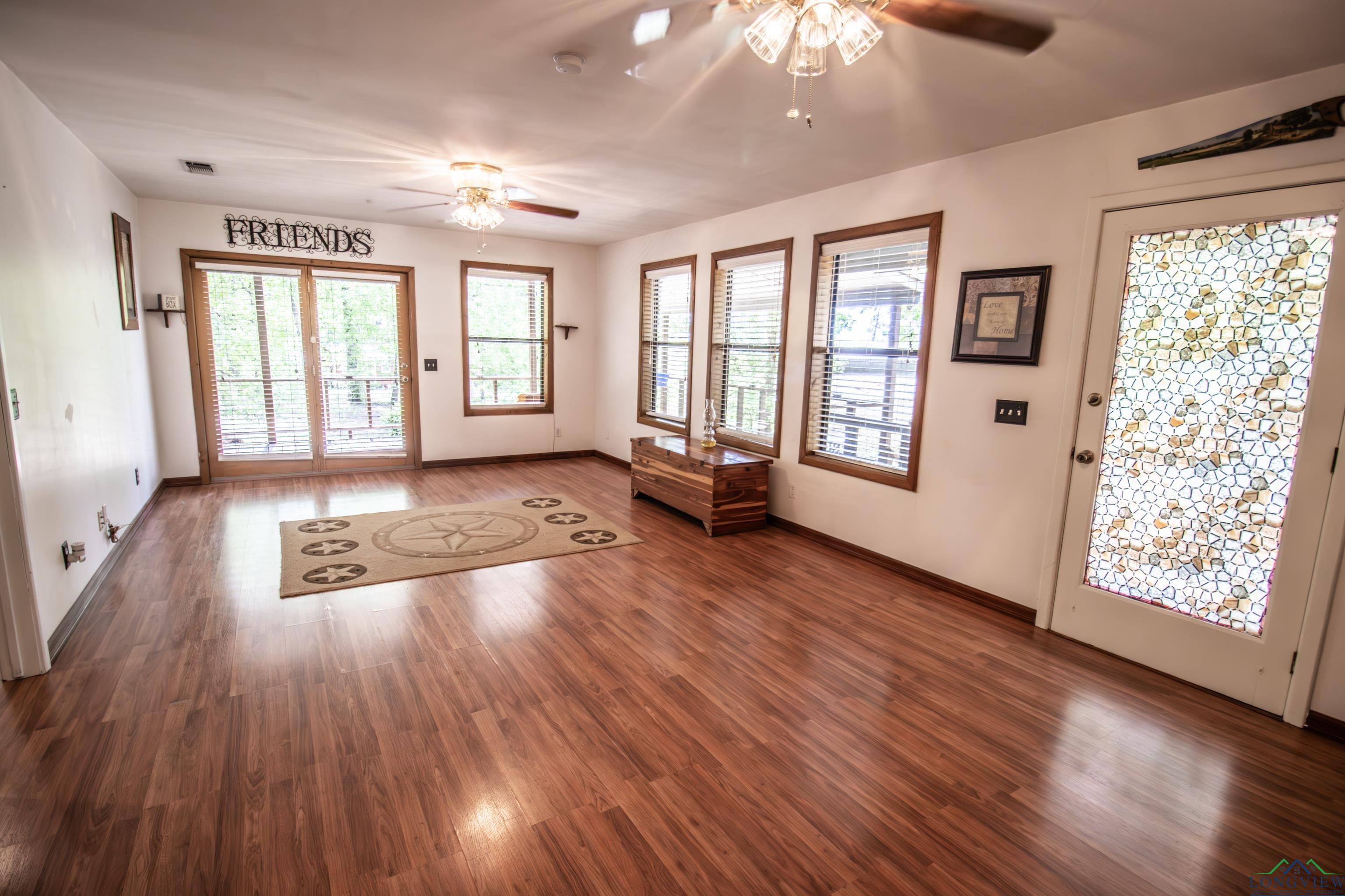 121 Dogwood Ave, Jefferson, Texas image 12