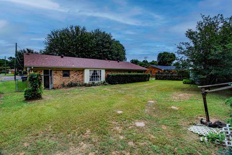 A home in Longview