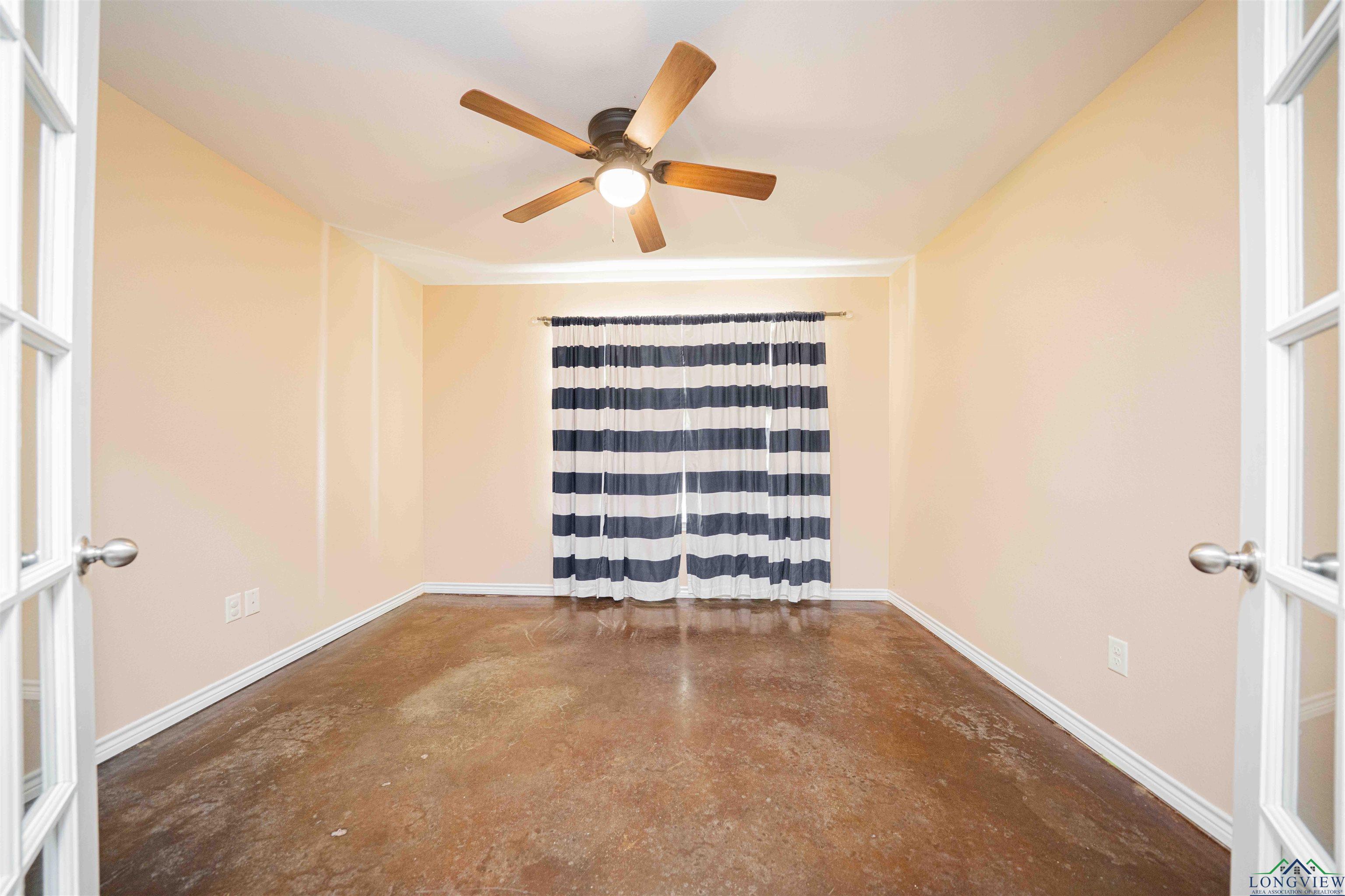 827 Collins Rd, Hallsville, Texas image 11