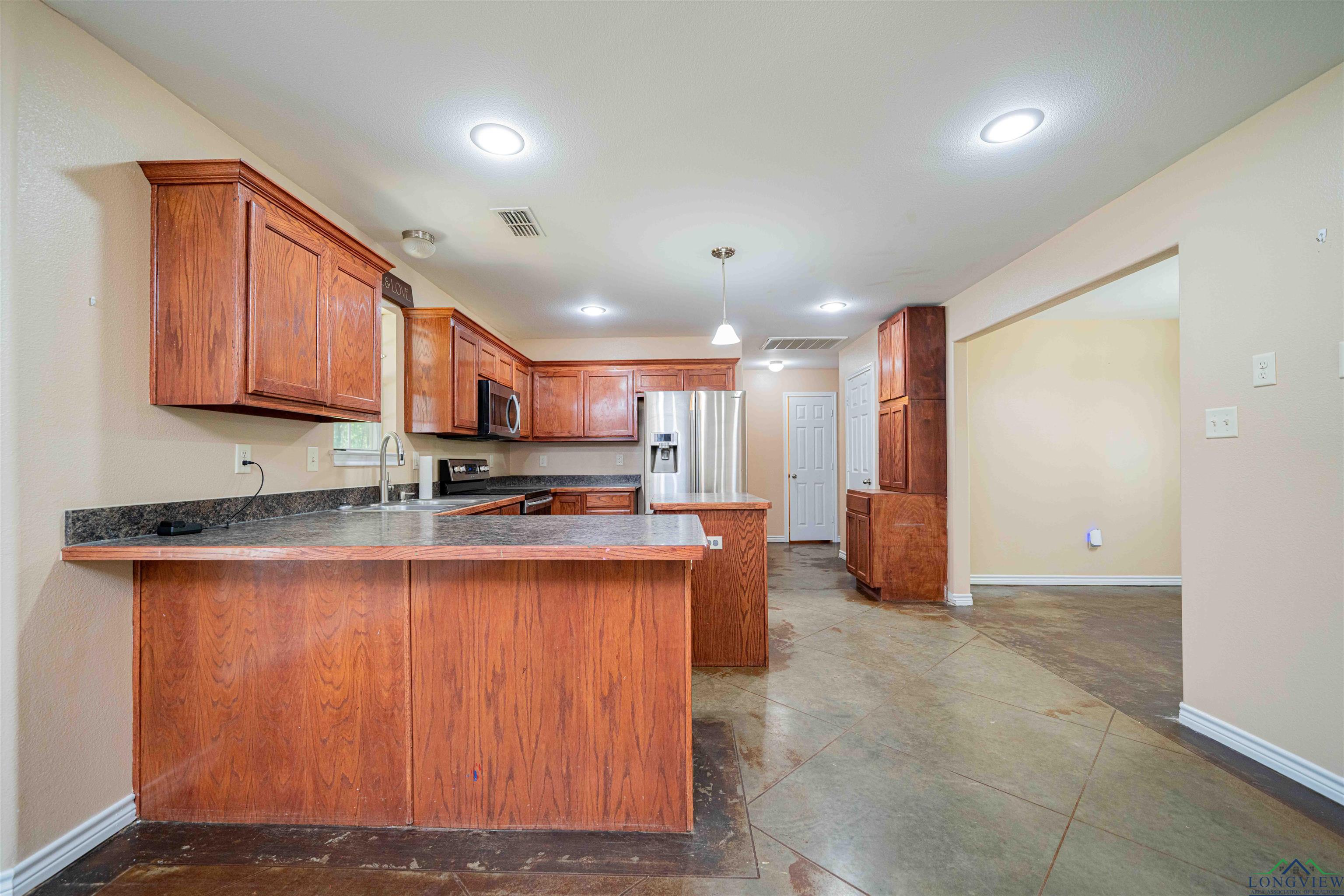 827 Collins Rd, Hallsville, Texas image 4