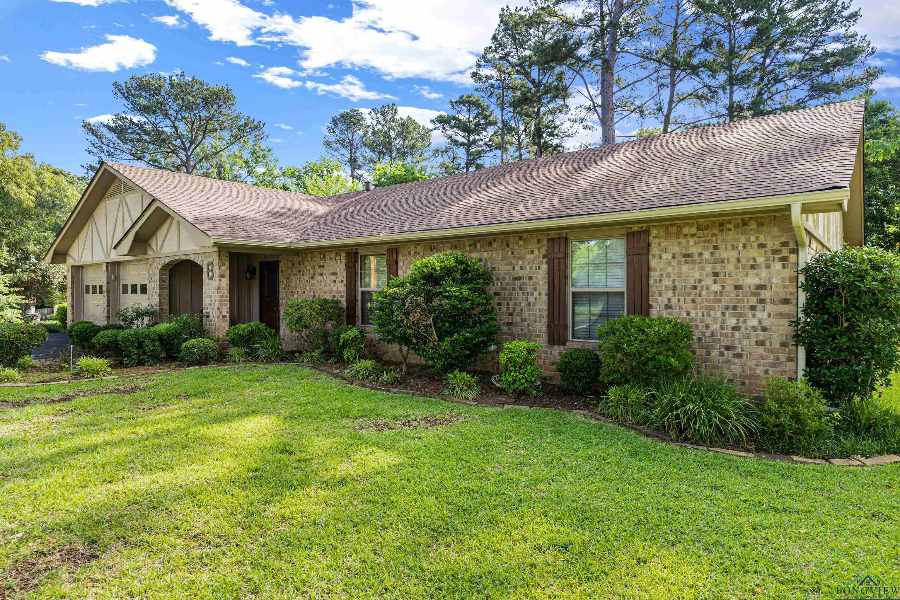 8 Honeysuckle Ln, Longview, Texas image 3