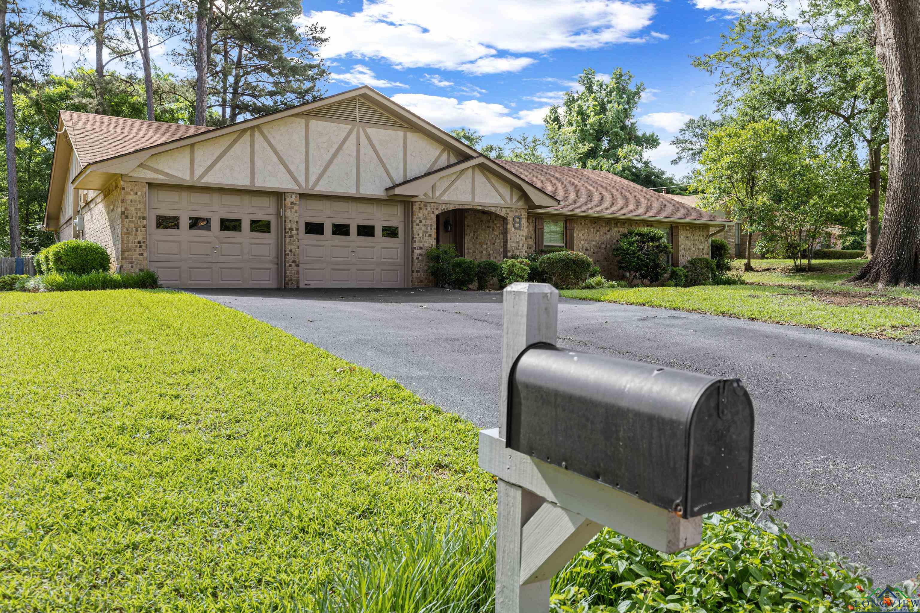8 Honeysuckle Ln, Longview, Texas image 2