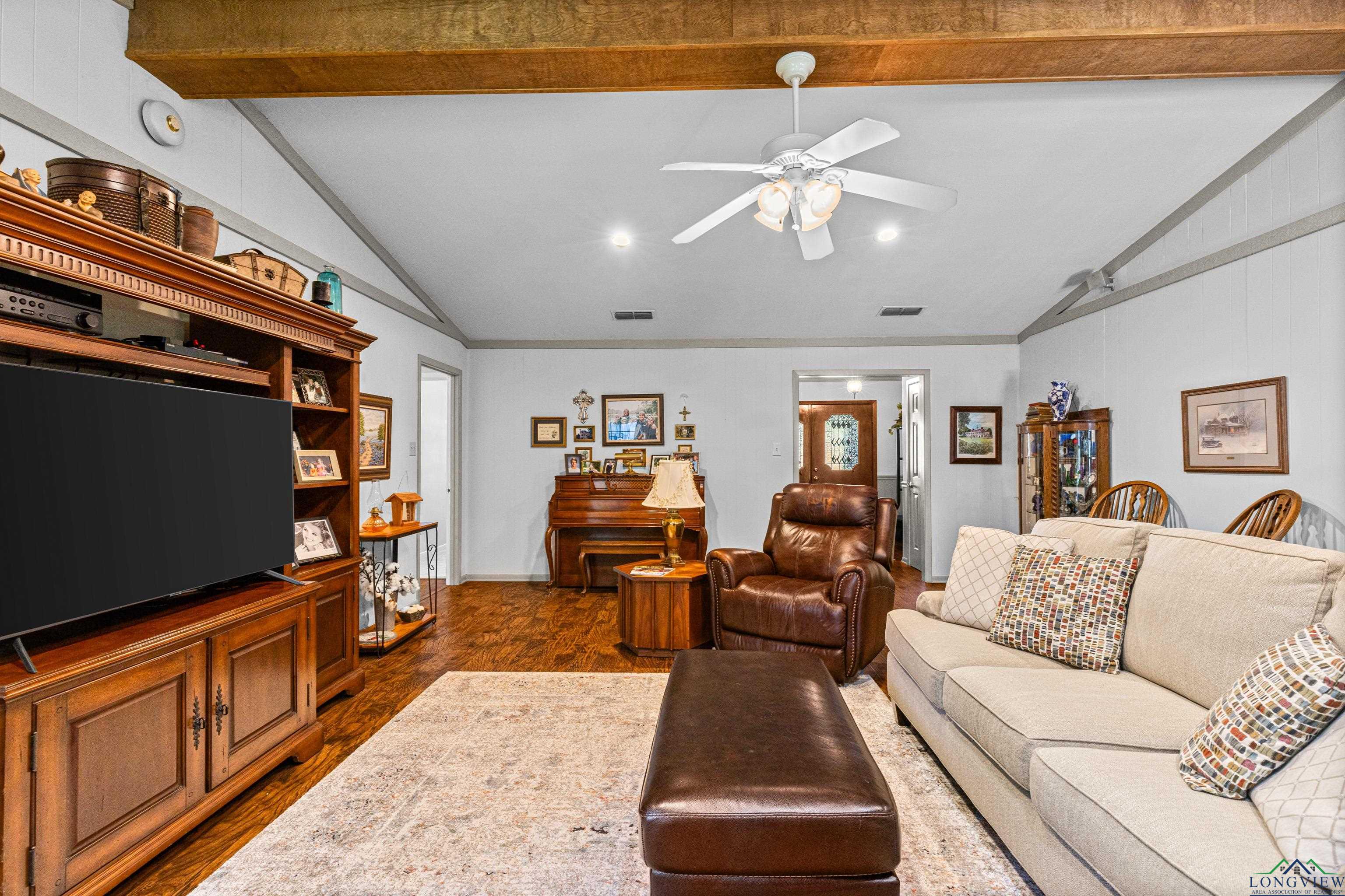 8 Honeysuckle Ln, Longview, Texas image 10