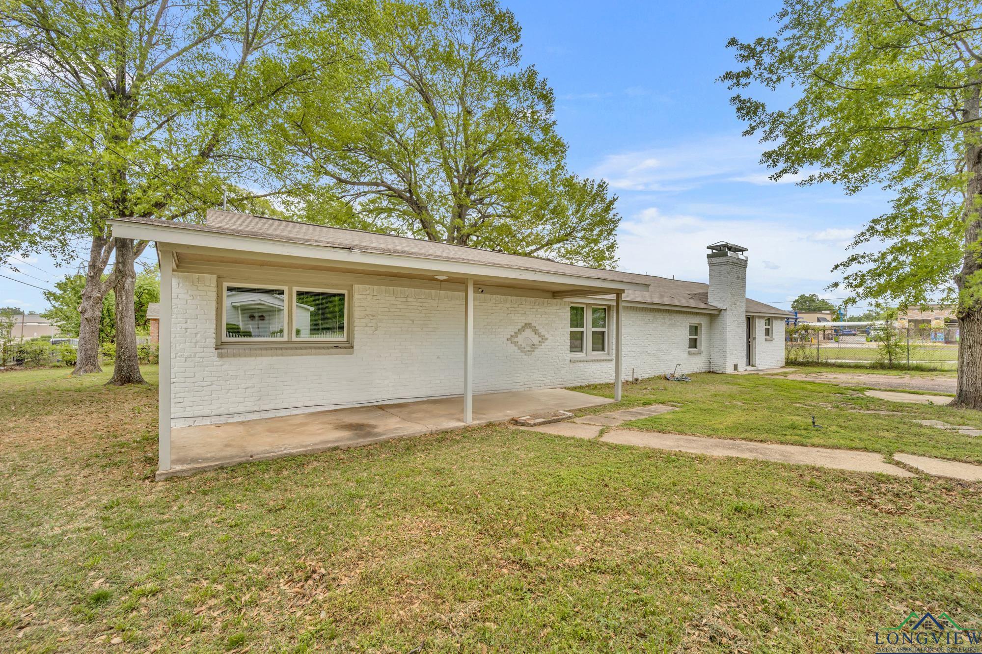 310 W Grand Ave, Longview, Texas image 21