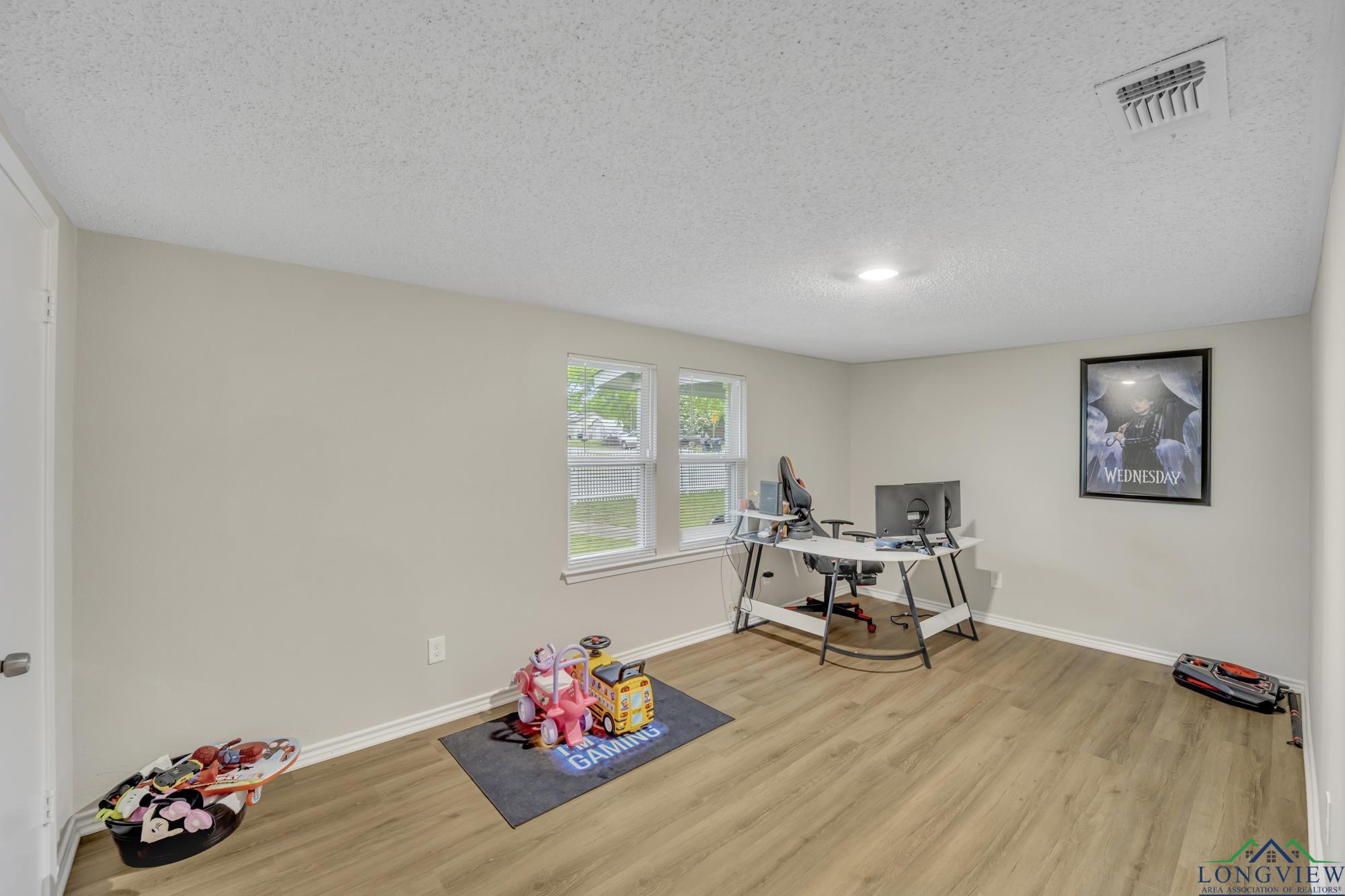 310 W Grand Ave, Longview, Texas image 17