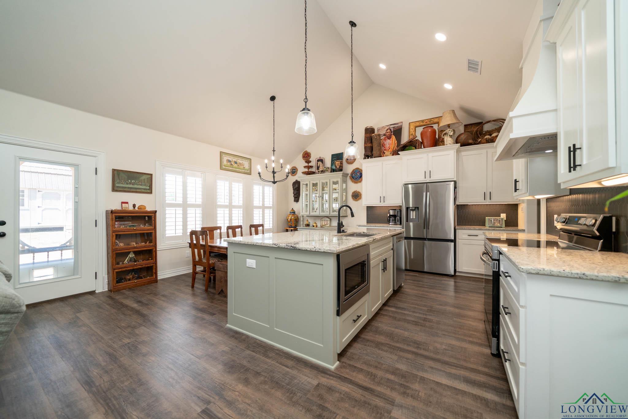 1767 Cr 186 E, Kilgore, Texas image 15