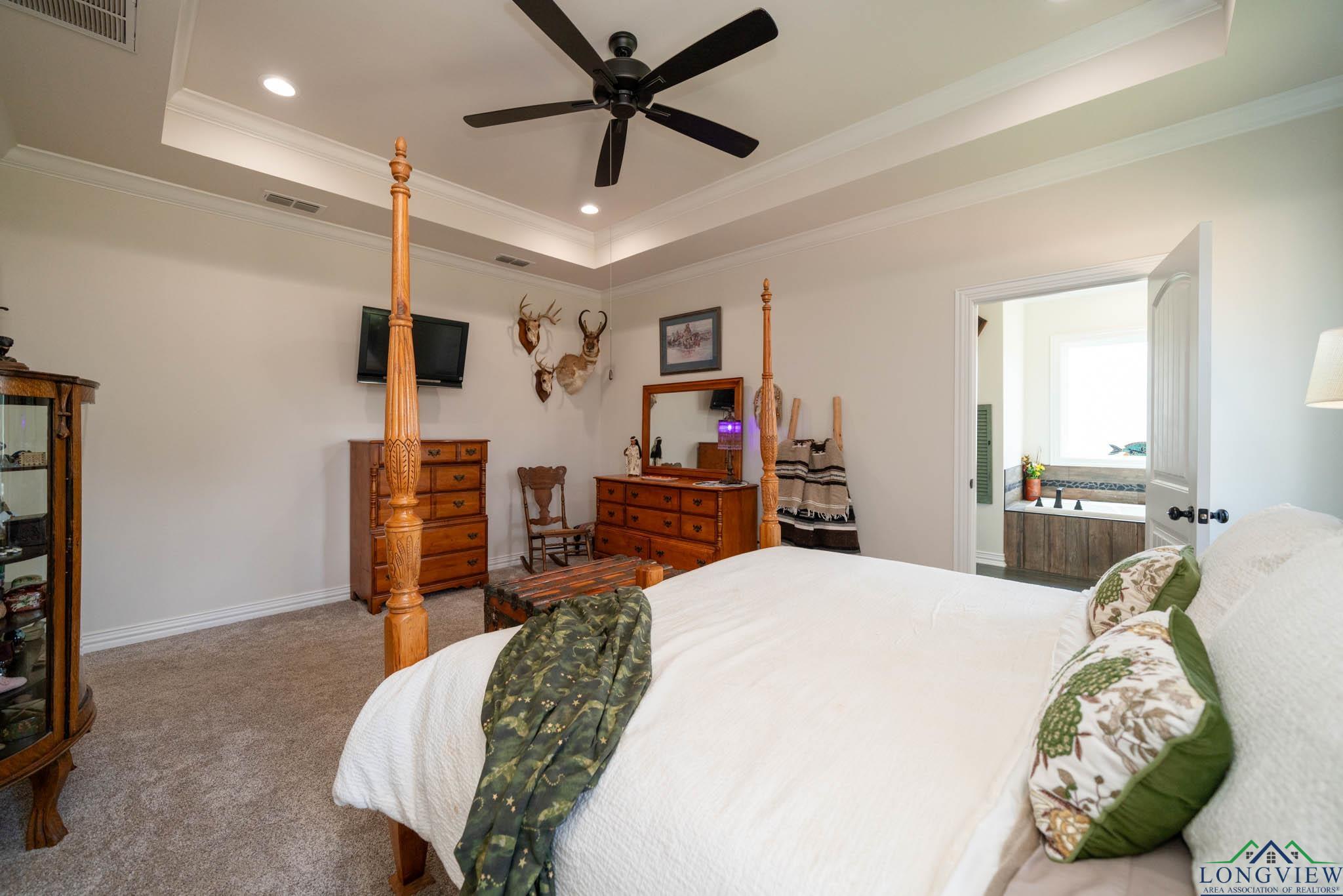 1767 Cr 186 E, Kilgore, Texas image 37