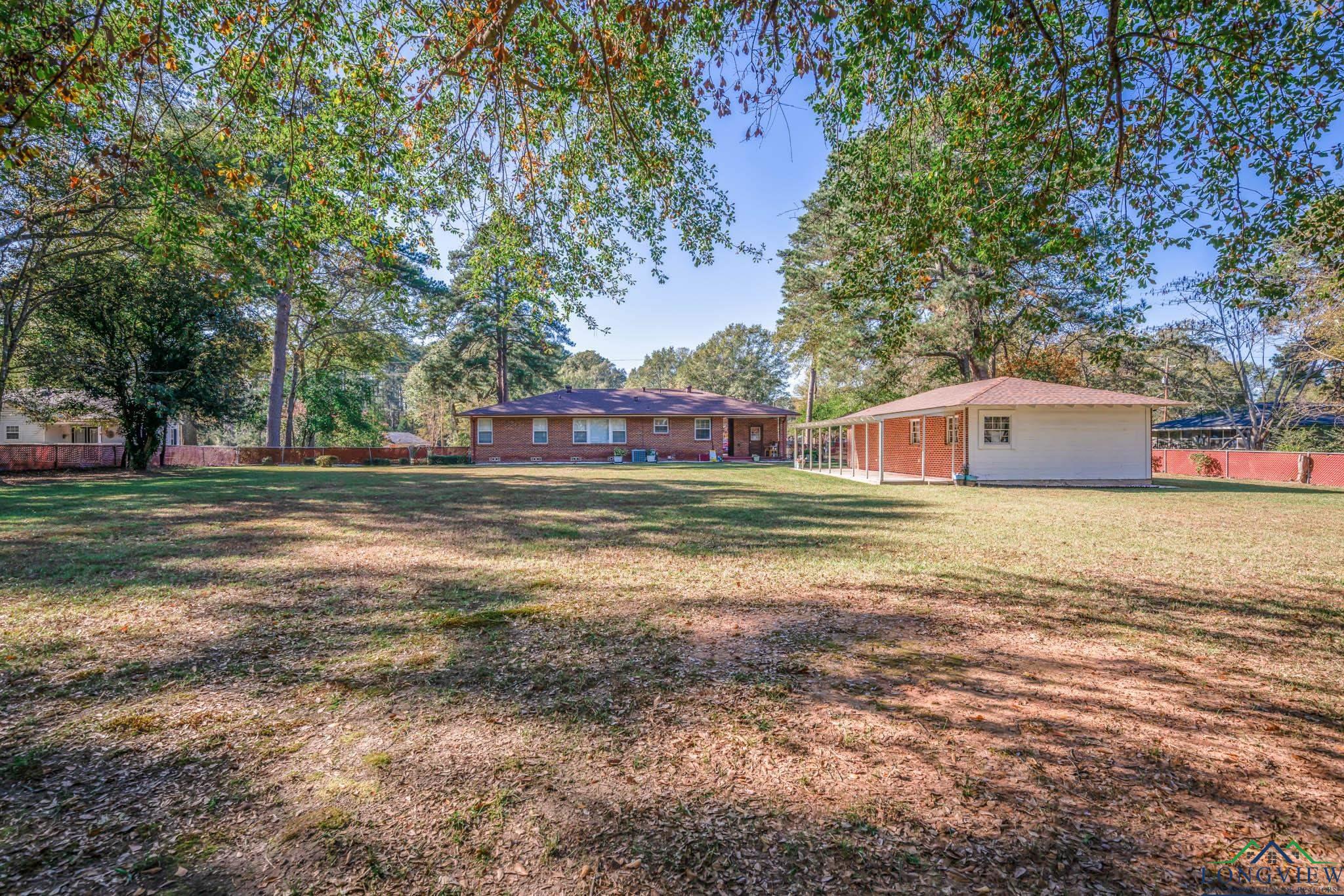 202 Jasper Drive, Marshall, Texas image 36