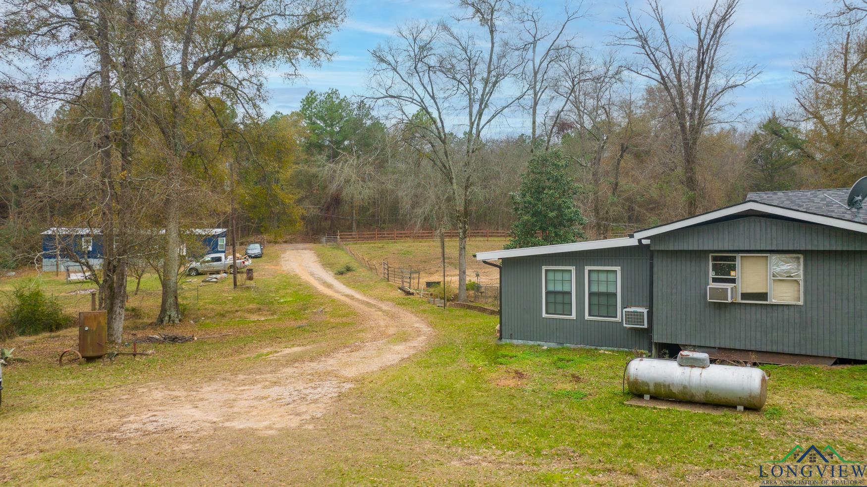 2394 Hickey Rd, Hallsville, Texas image 2