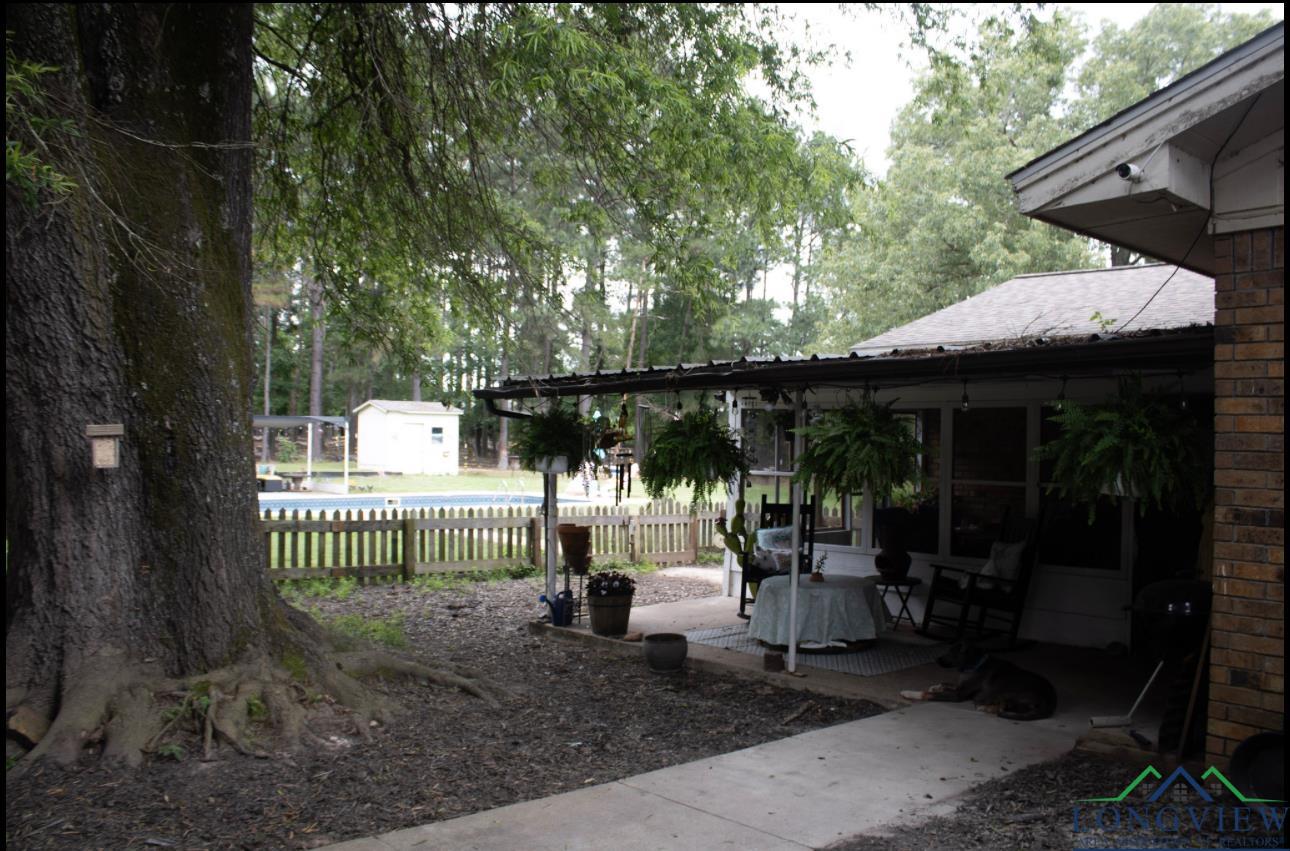 447 Berea 3, Jefferson, Texas image 7