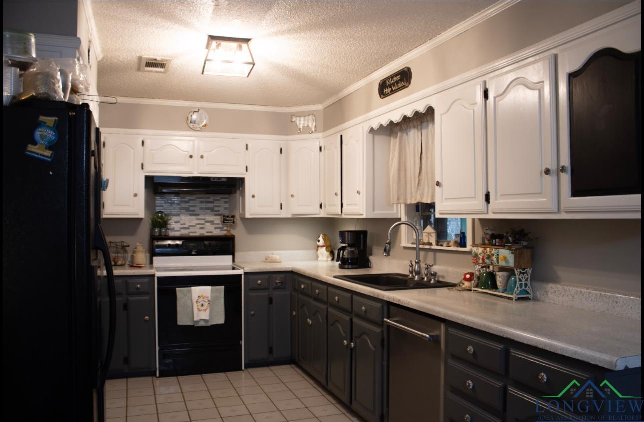 447 Berea 3, Jefferson, Texas image 39