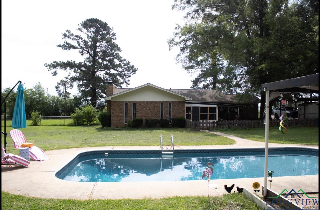 447 Berea 3, Jefferson, Texas image 16