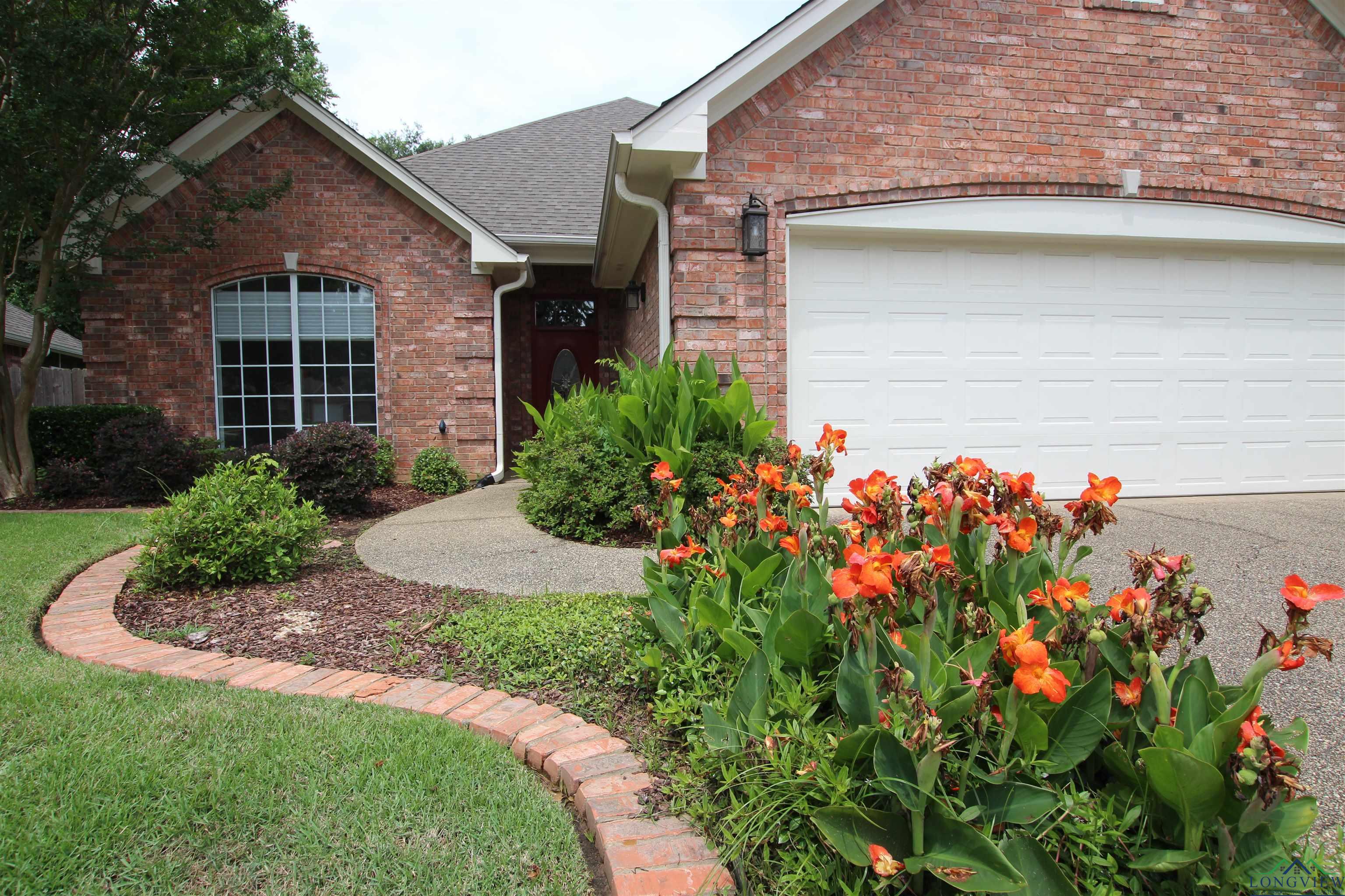 5816 Hollybrook Dr, Tyler, Texas image 3