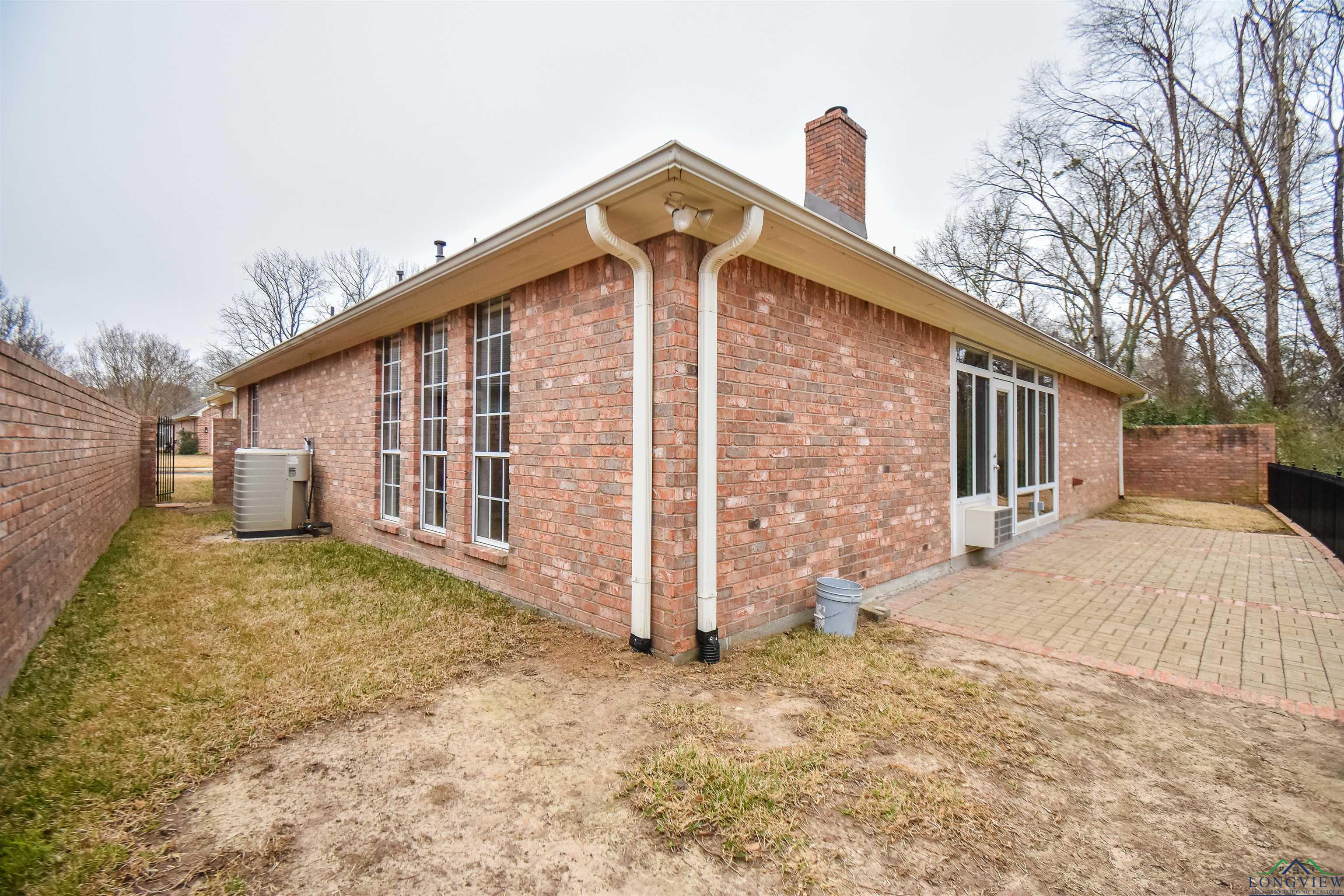 5816 Hollybrook Dr, Tyler, Texas image 27