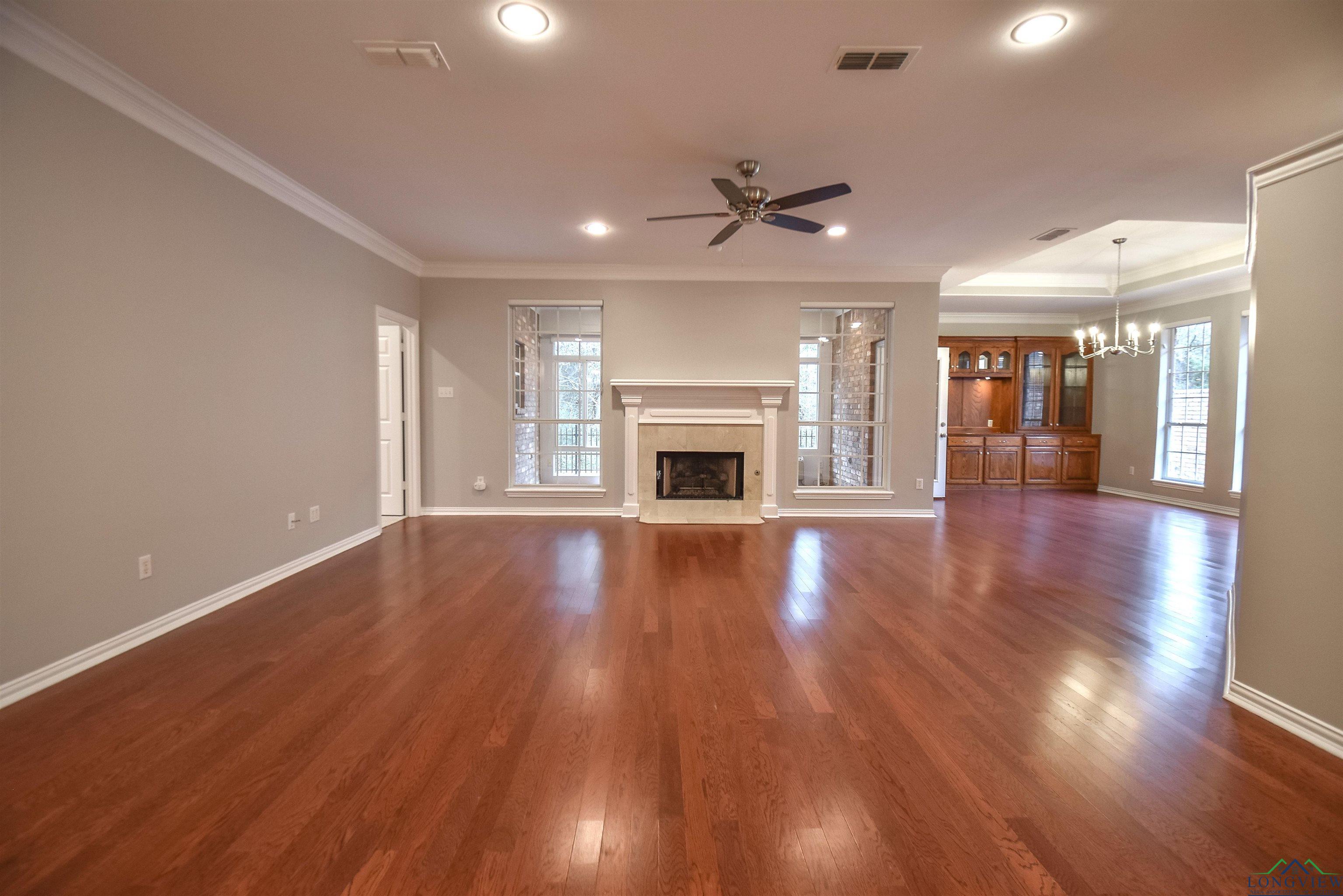 5816 Hollybrook Dr, Tyler, Texas image 4