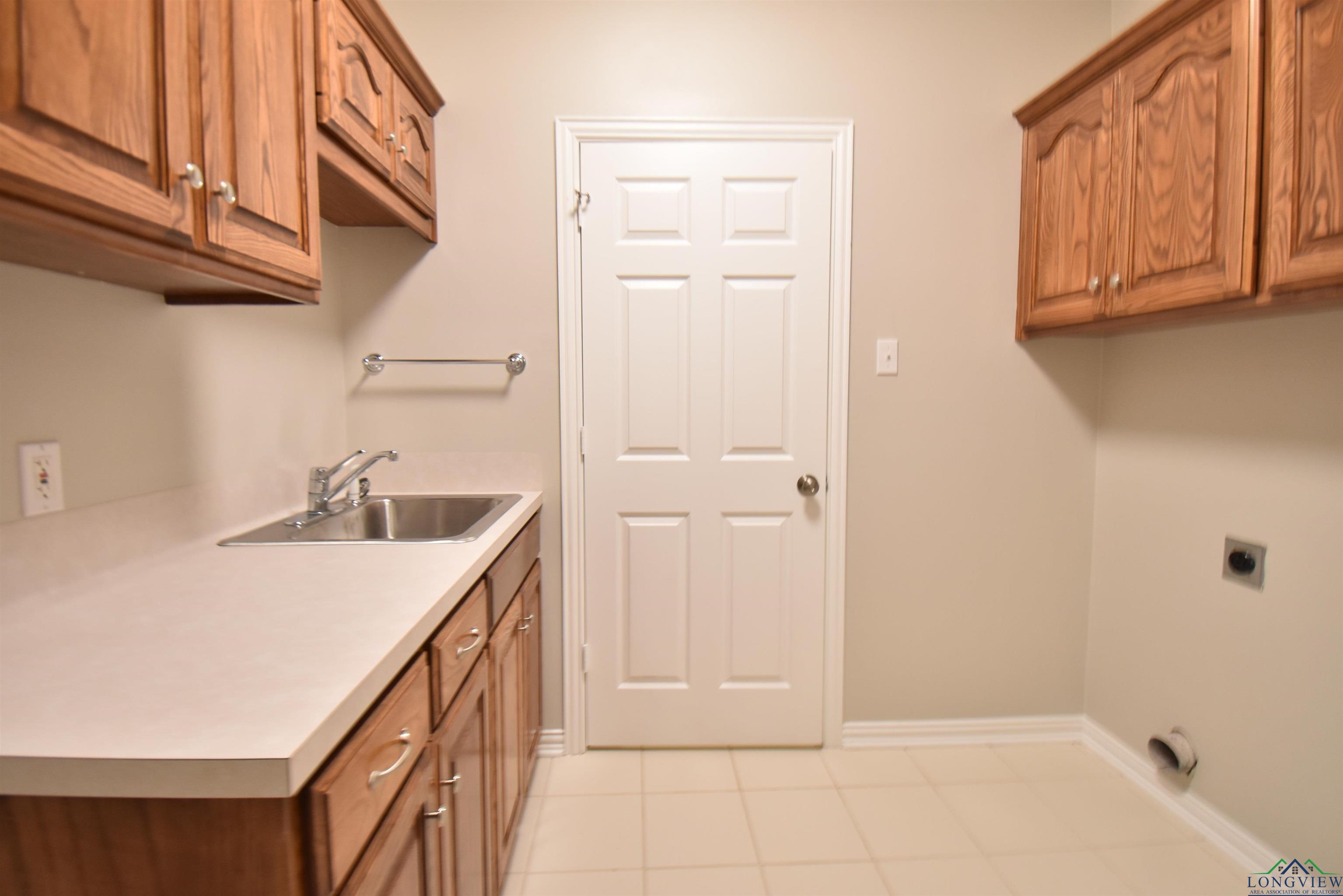 5816 Hollybrook Dr, Tyler, Texas image 24