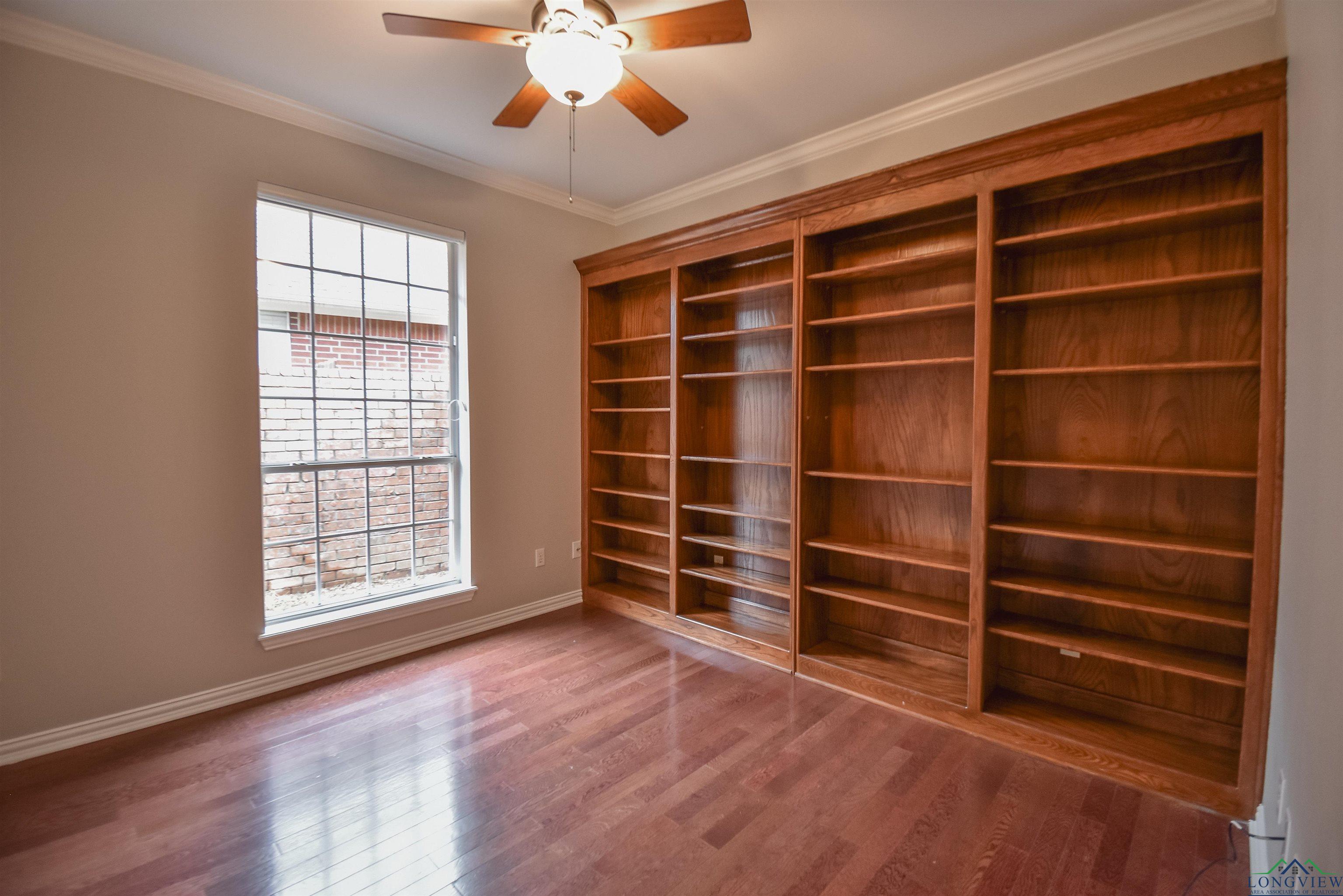 5816 Hollybrook Dr, Tyler, Texas image 13