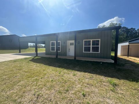 Homes For Sale - 103 Masters Way<br/> Hallsville, TX 75650