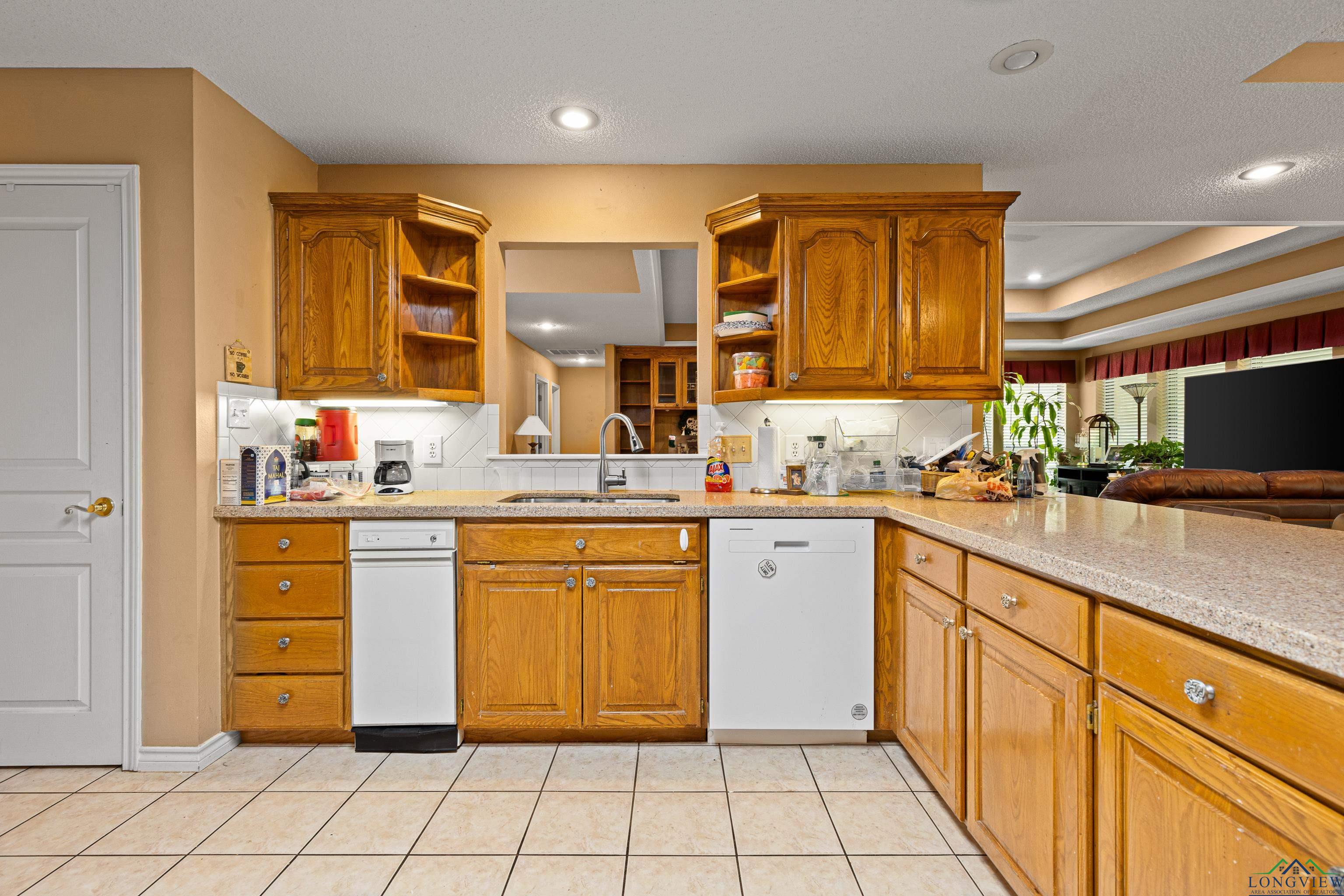 177 Paint Rock Point, Holly Lake Ranch, Texas image 13