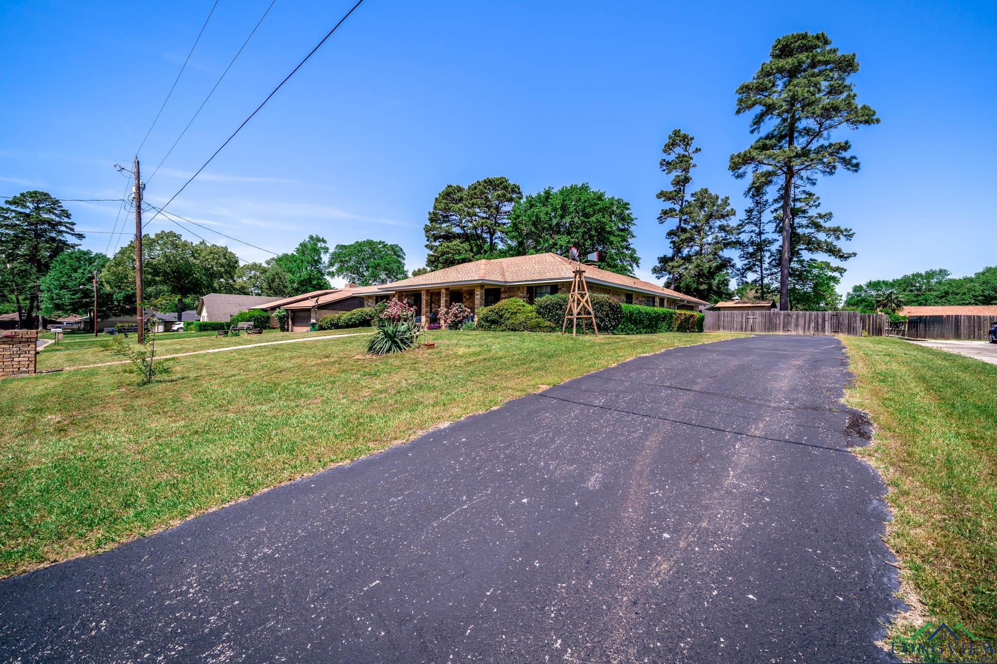 4407 Fitzgerald St, Marshall, Texas image 3
