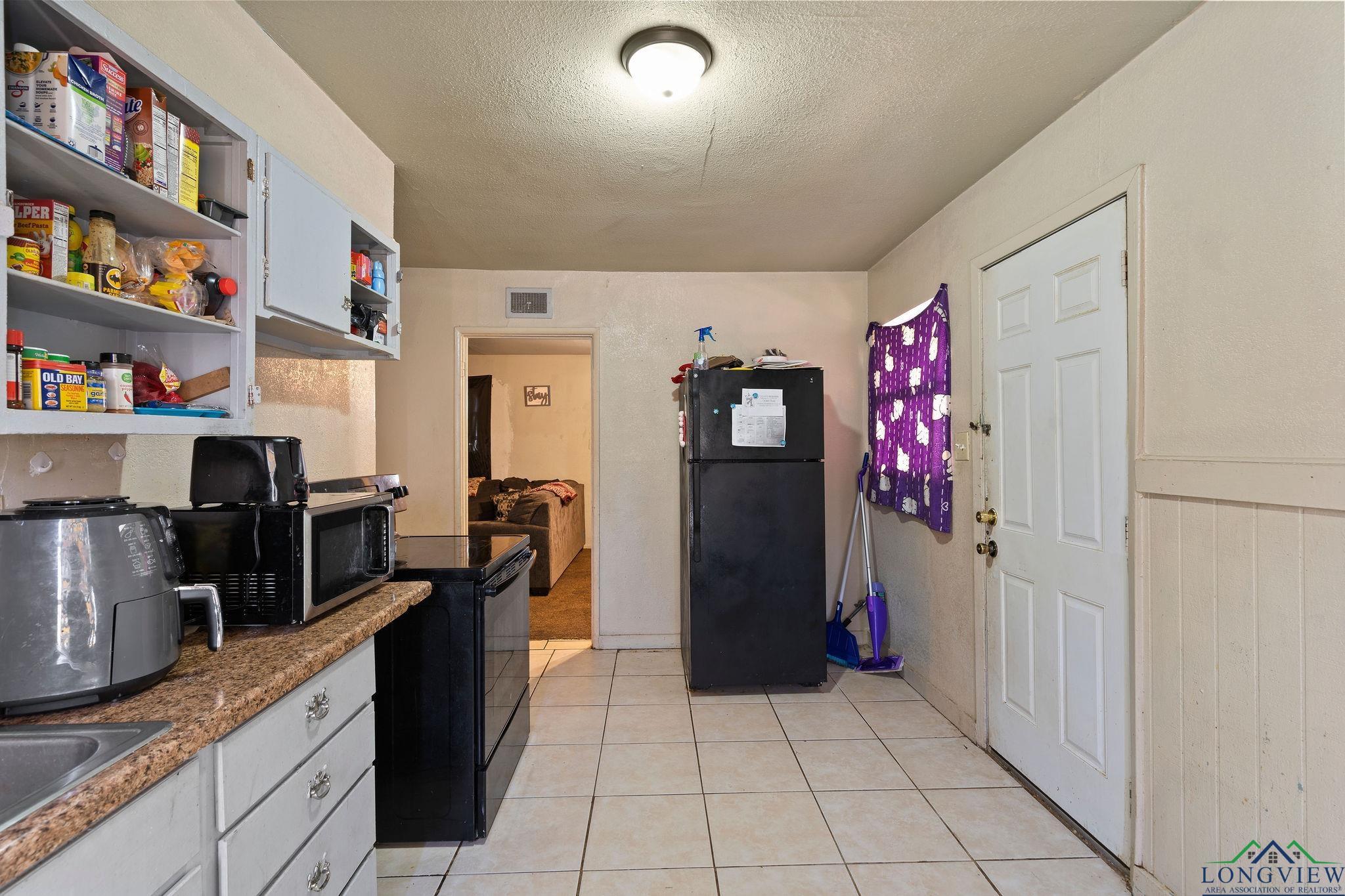 210 N Houston St, Lone Star, Texas image 8