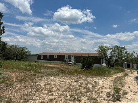 Mobile Home For Sale - 11065 Wink Ln<br/> Paint Rock, TX 76856