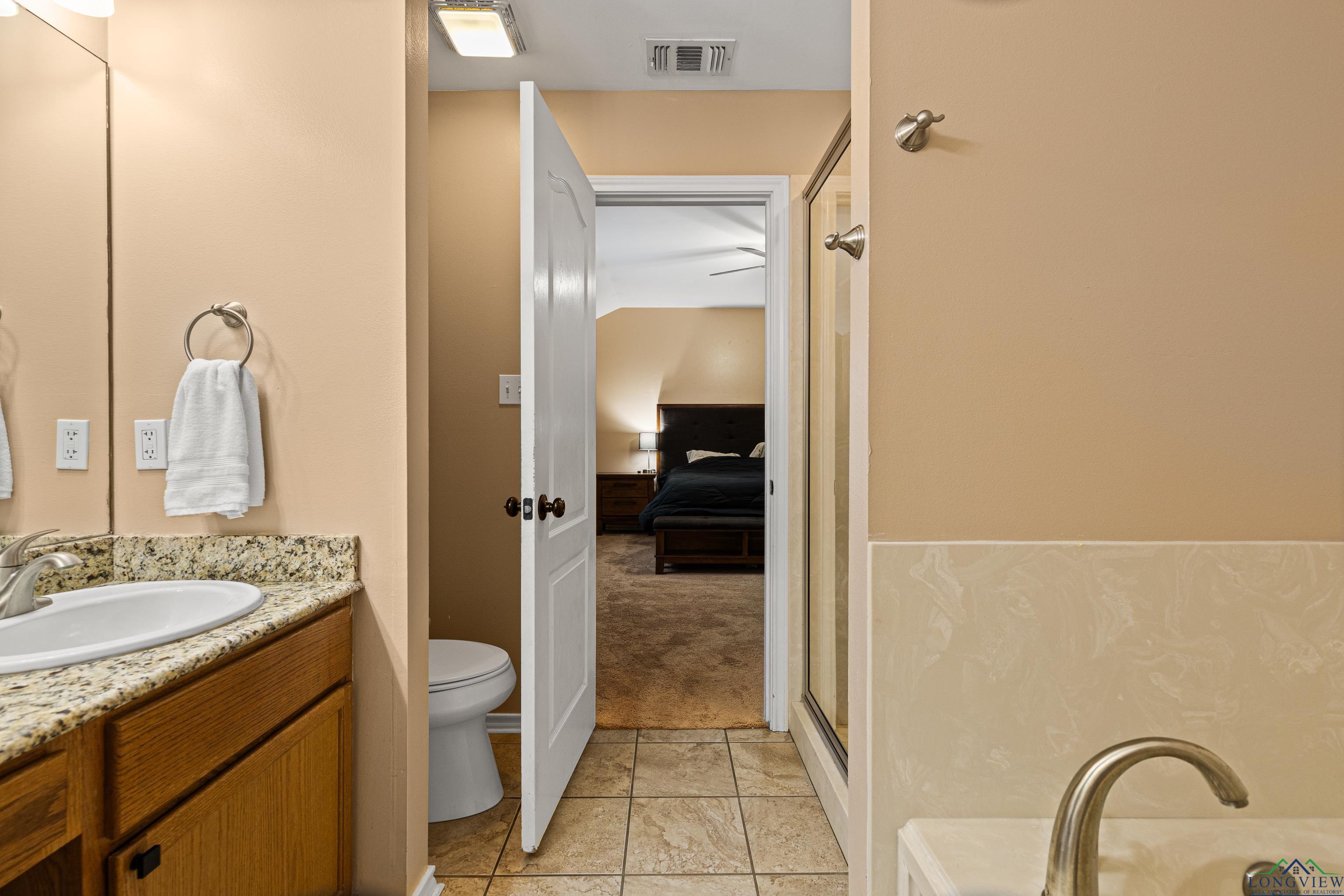 5828 Mustang Trail, Tyler, Texas image 24
