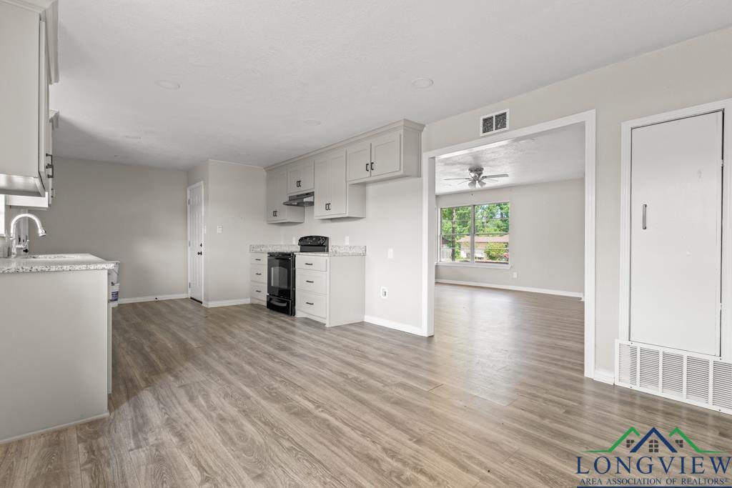 2321 S Twelfth, Longview, Texas image 3