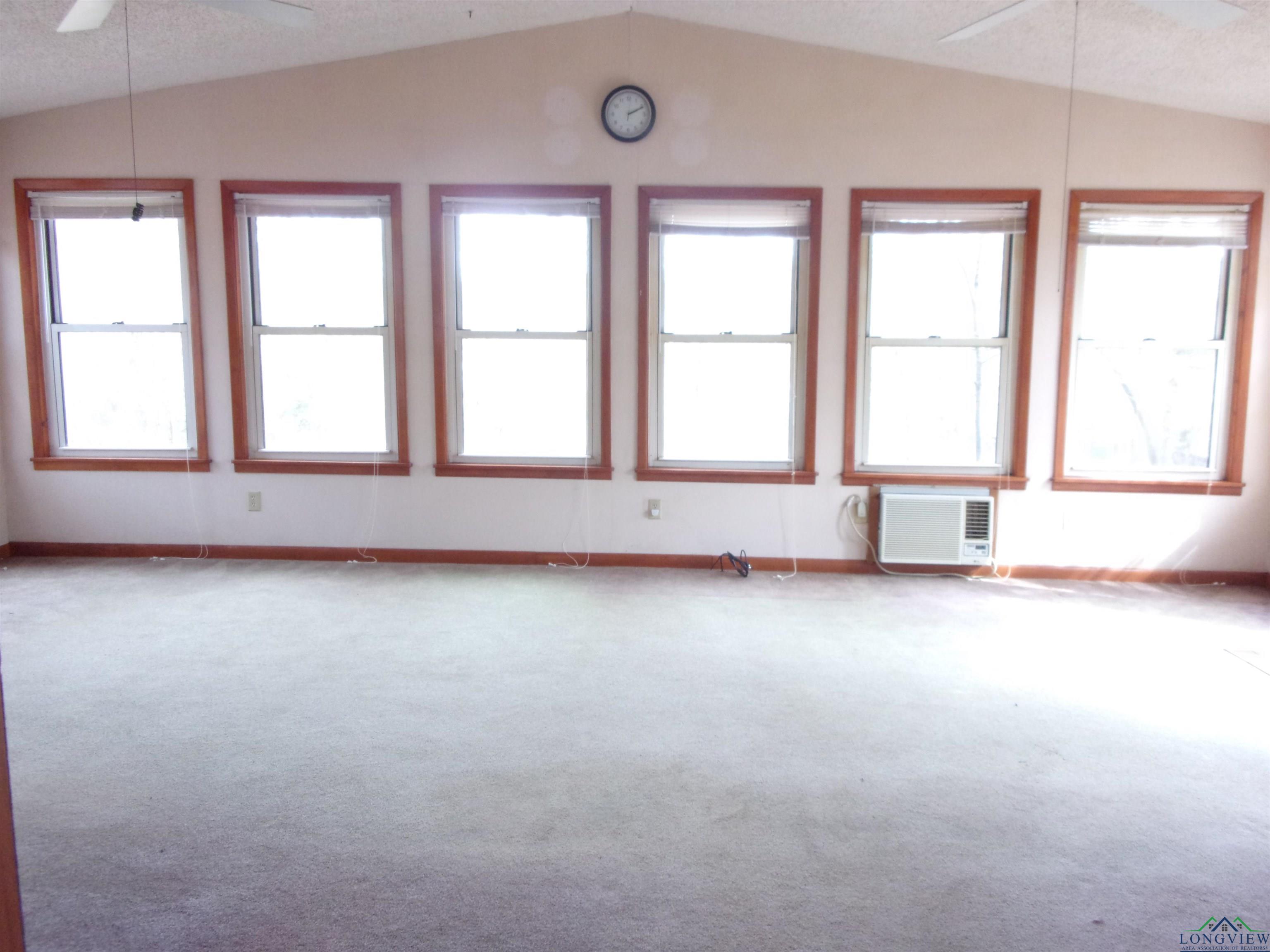 569 E Kingston Rd, Jefferson, Texas image 16