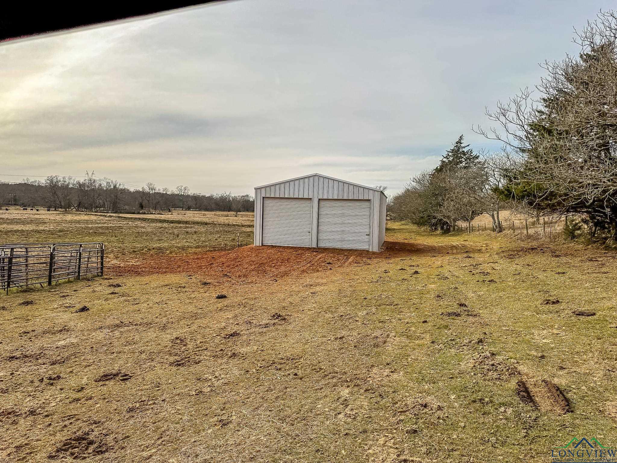 65 AC Cr 246, Arp, Texas image 2