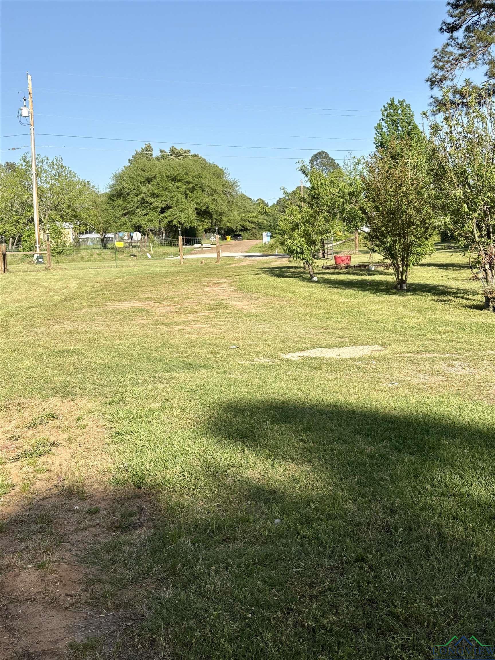 302 S Texas Hwy 42, Henderson, Texas image 20
