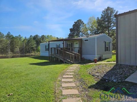 A home in Rusk