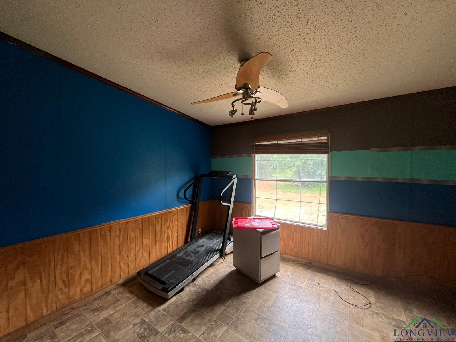 555 County Road 2998, Hughes Springs, Texas image 5