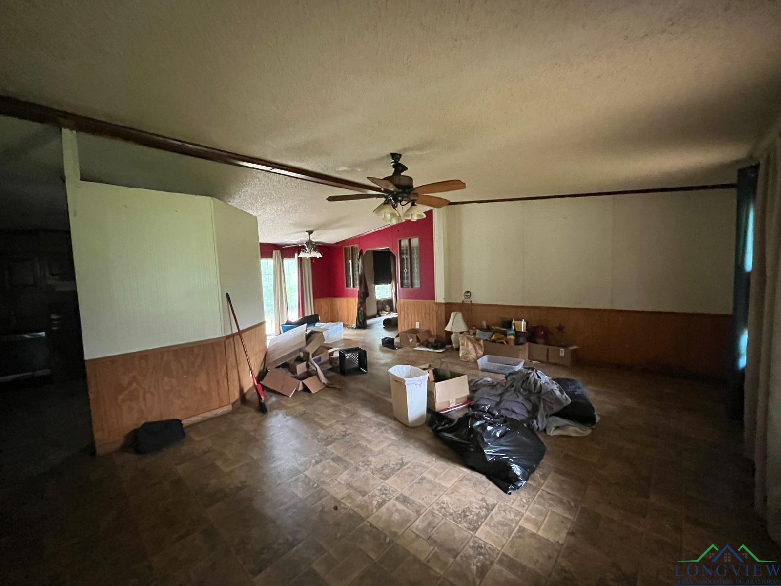 555 County Road 2998, Hughes Springs, Texas image 4