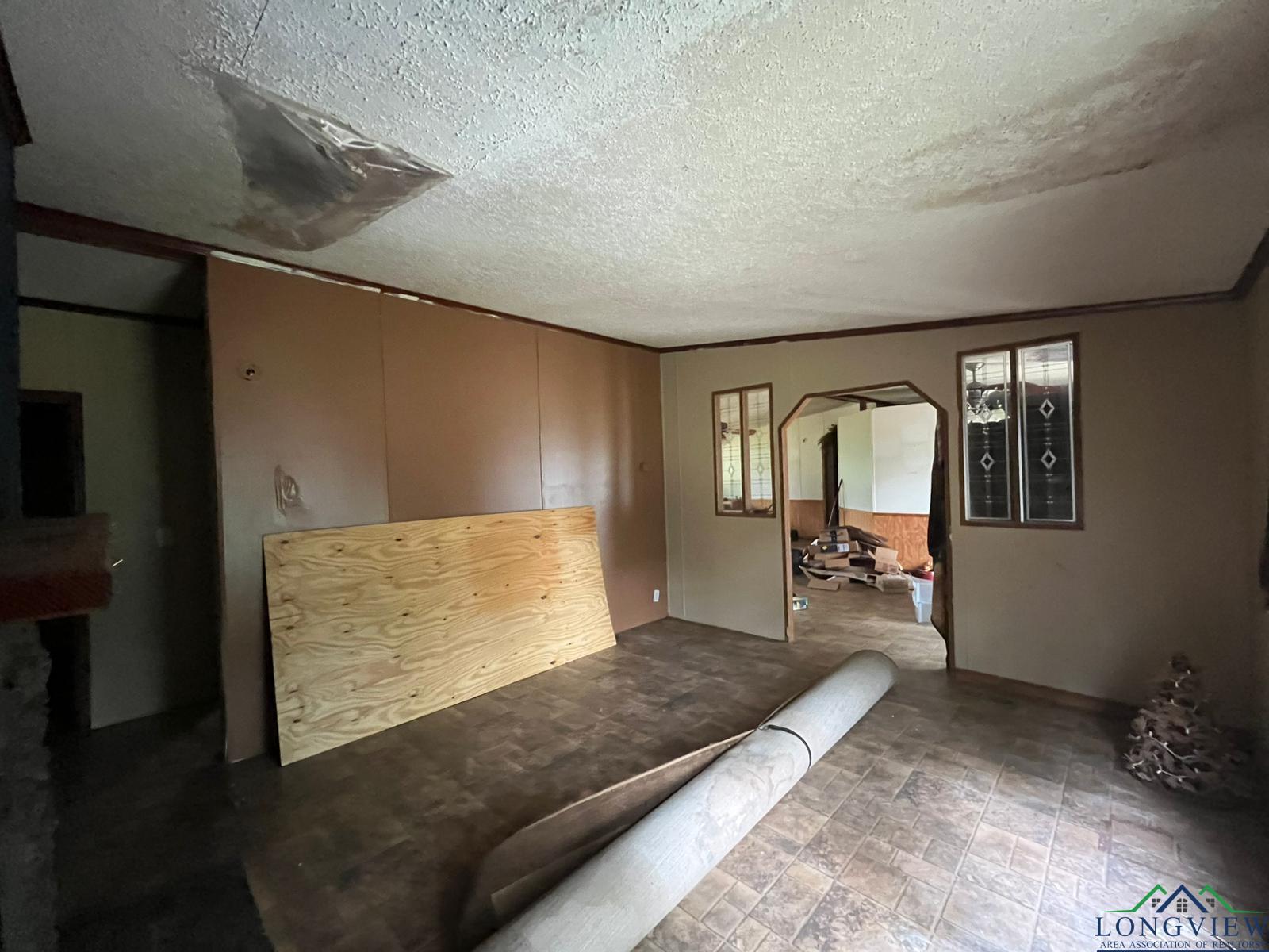 555 County Road 2998, Hughes Springs, Texas image 7