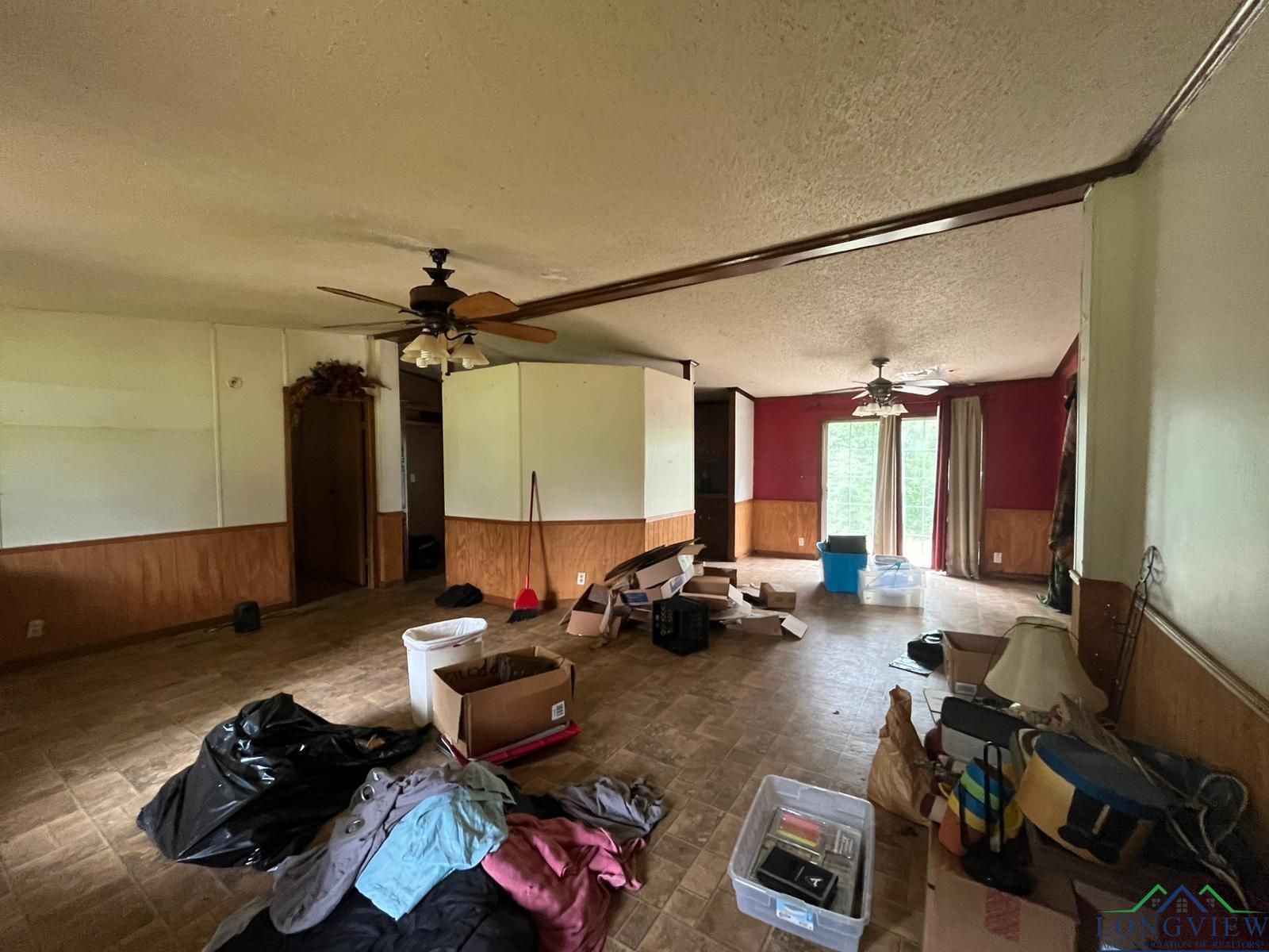 555 County Road 2998, Hughes Springs, Texas image 18