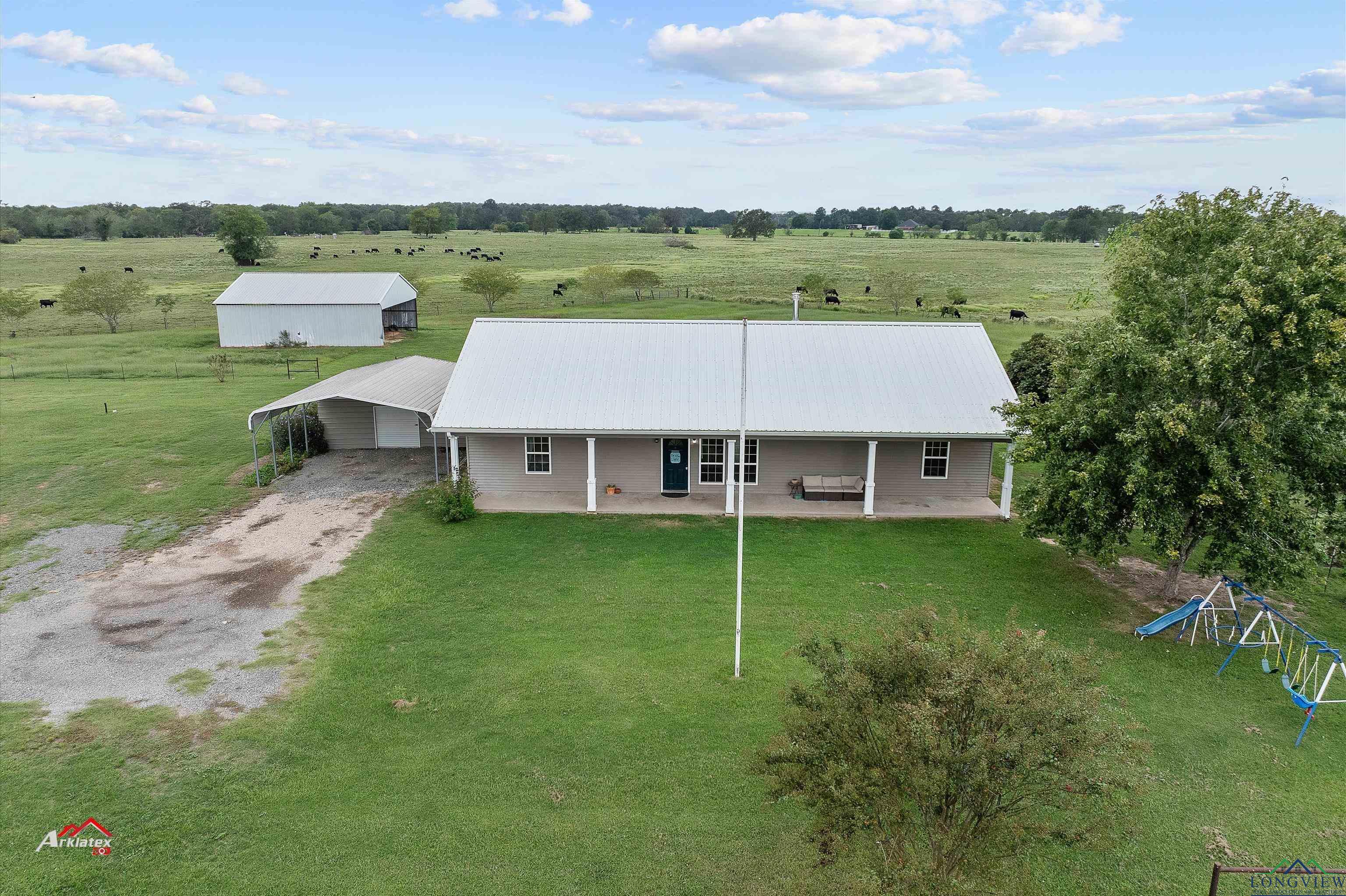 440 CR 248, Beckville, Texas image 32