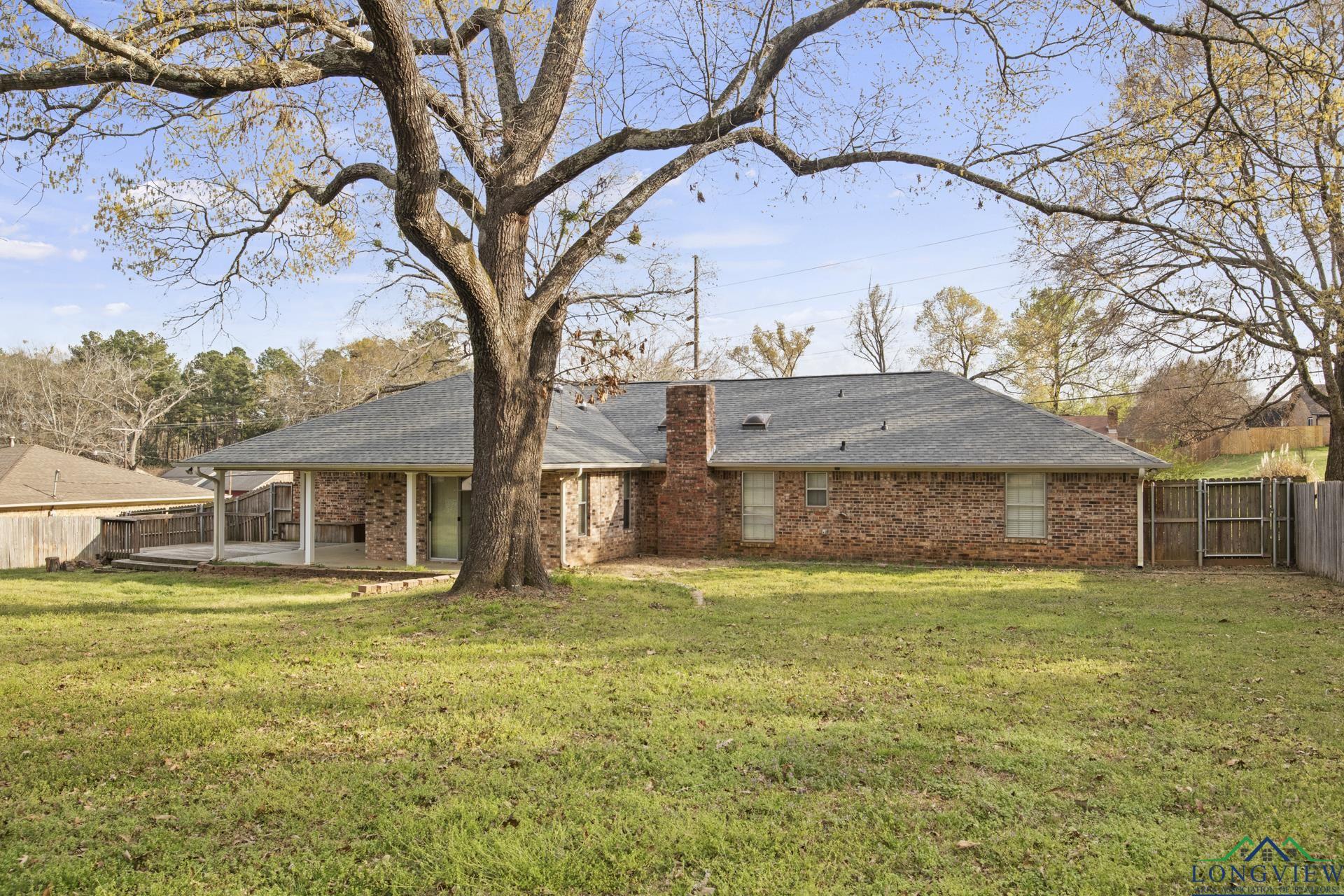 1007 Forest Hills St, Gladewater, Texas image 42