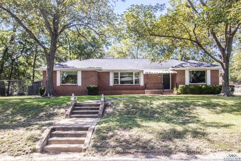 Homes For Sale - 403 N Main St<br/> Linden, TX 75563