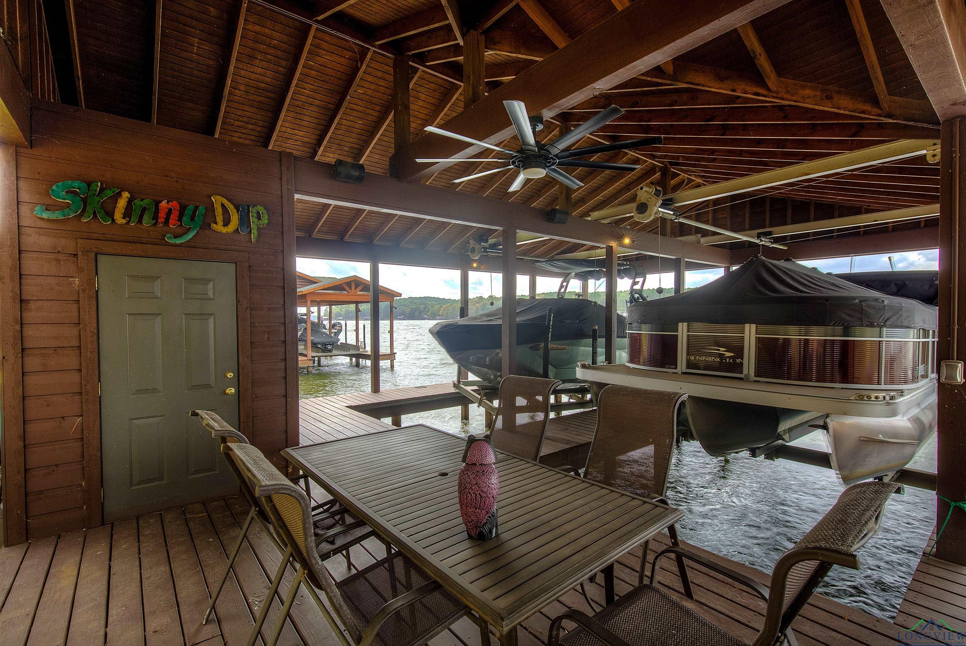 688 E Eagle Point Drive, Mount Vernon, Texas image 38
