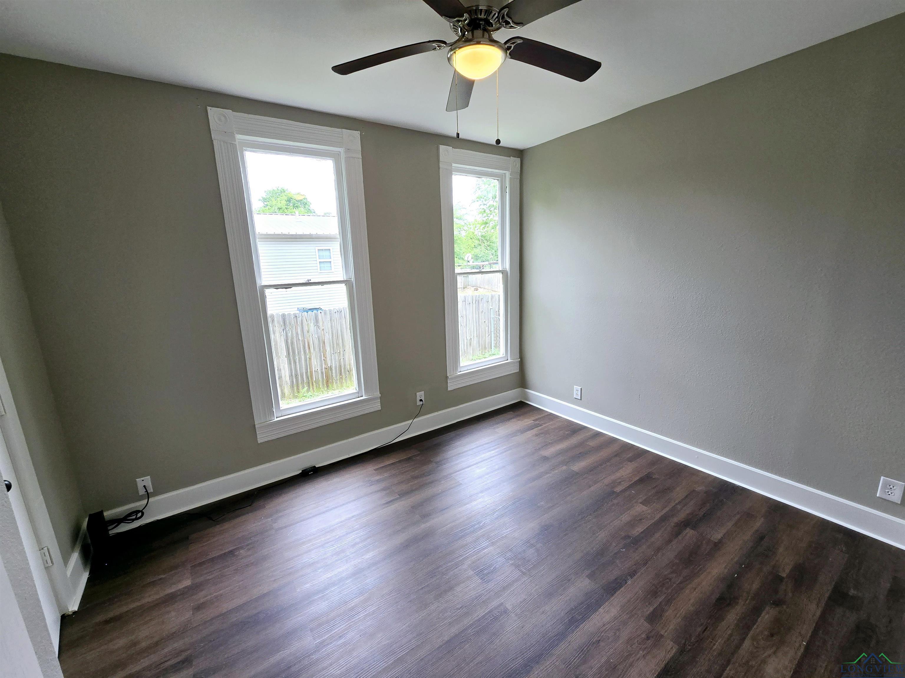 605 E Rusk St, Marshall, Texas image 20