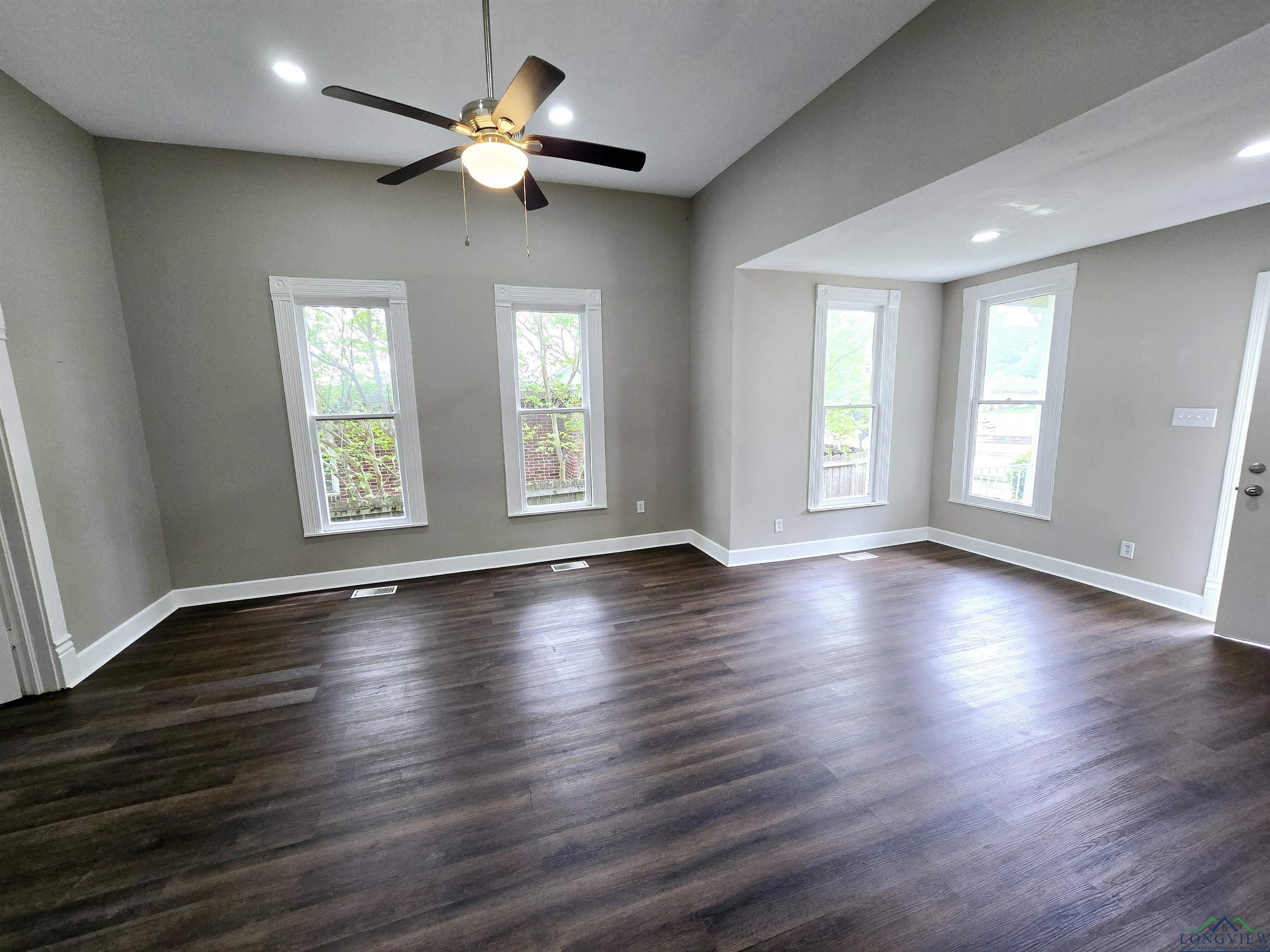605 E Rusk St, Marshall, Texas image 5
