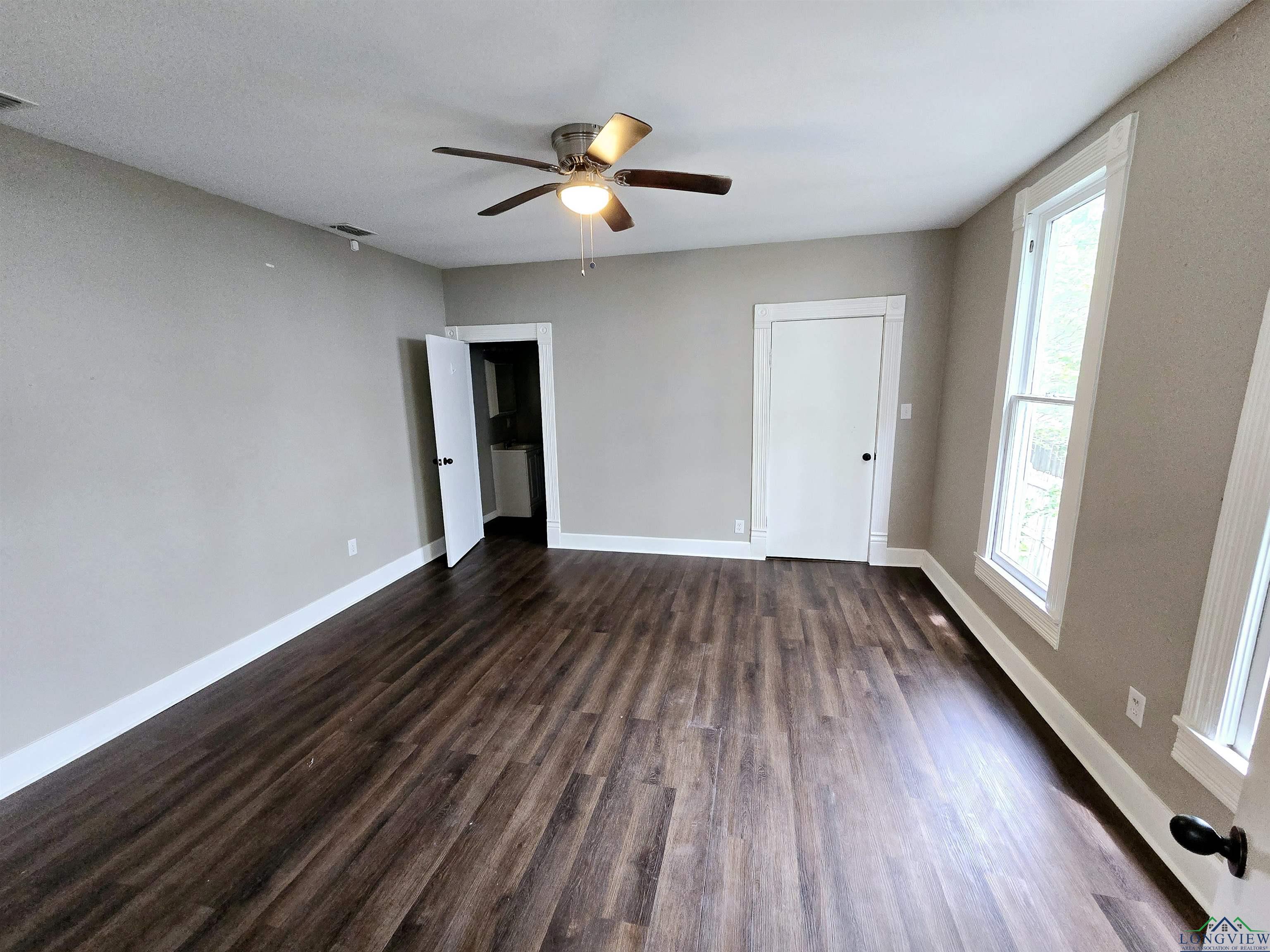605 E Rusk St, Marshall, Texas image 7