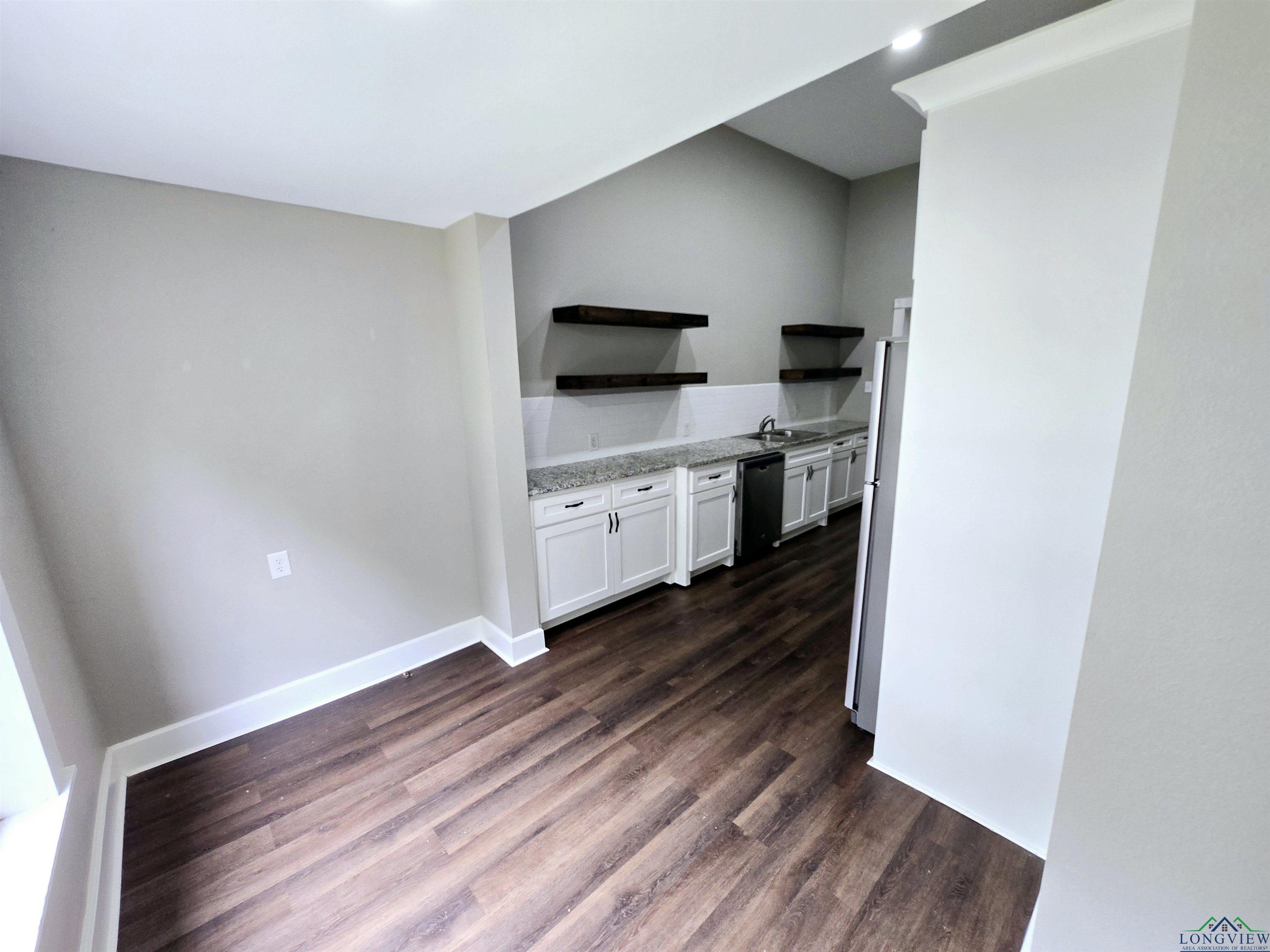 605 E Rusk St, Marshall, Texas image 17
