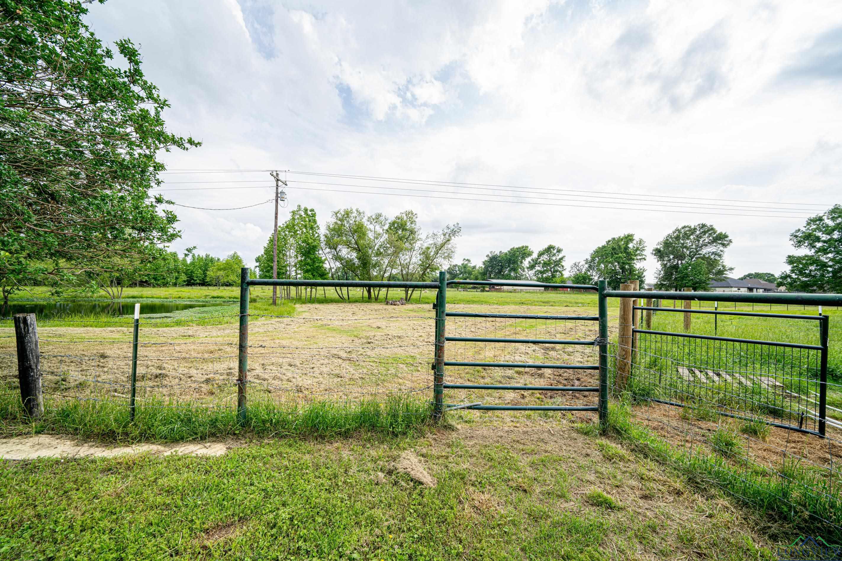 1332 Cr 4840, Mount Pleasant, Texas image 37